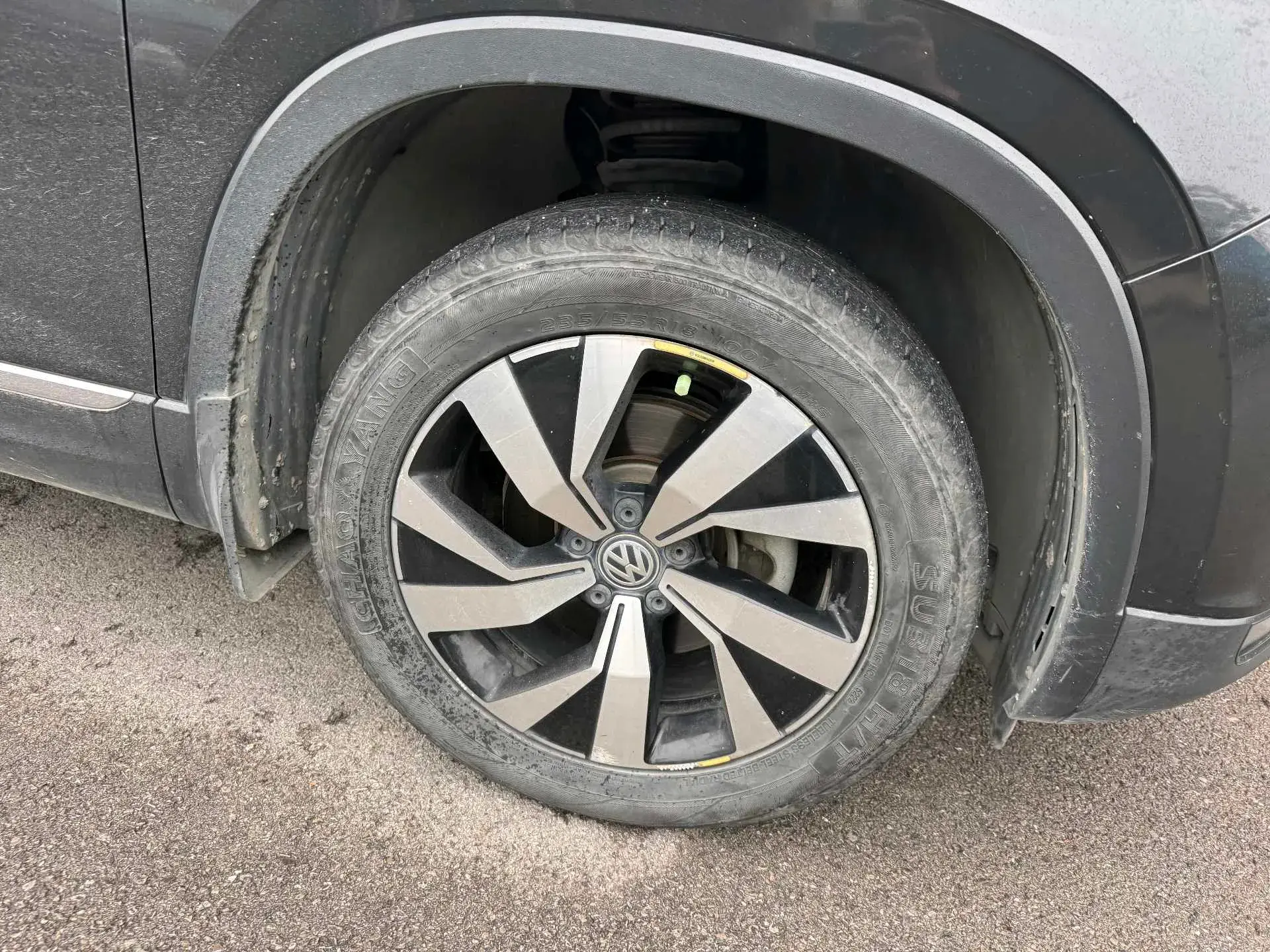 2019 VOLKSWAGEN TAYRON thumbnail 4