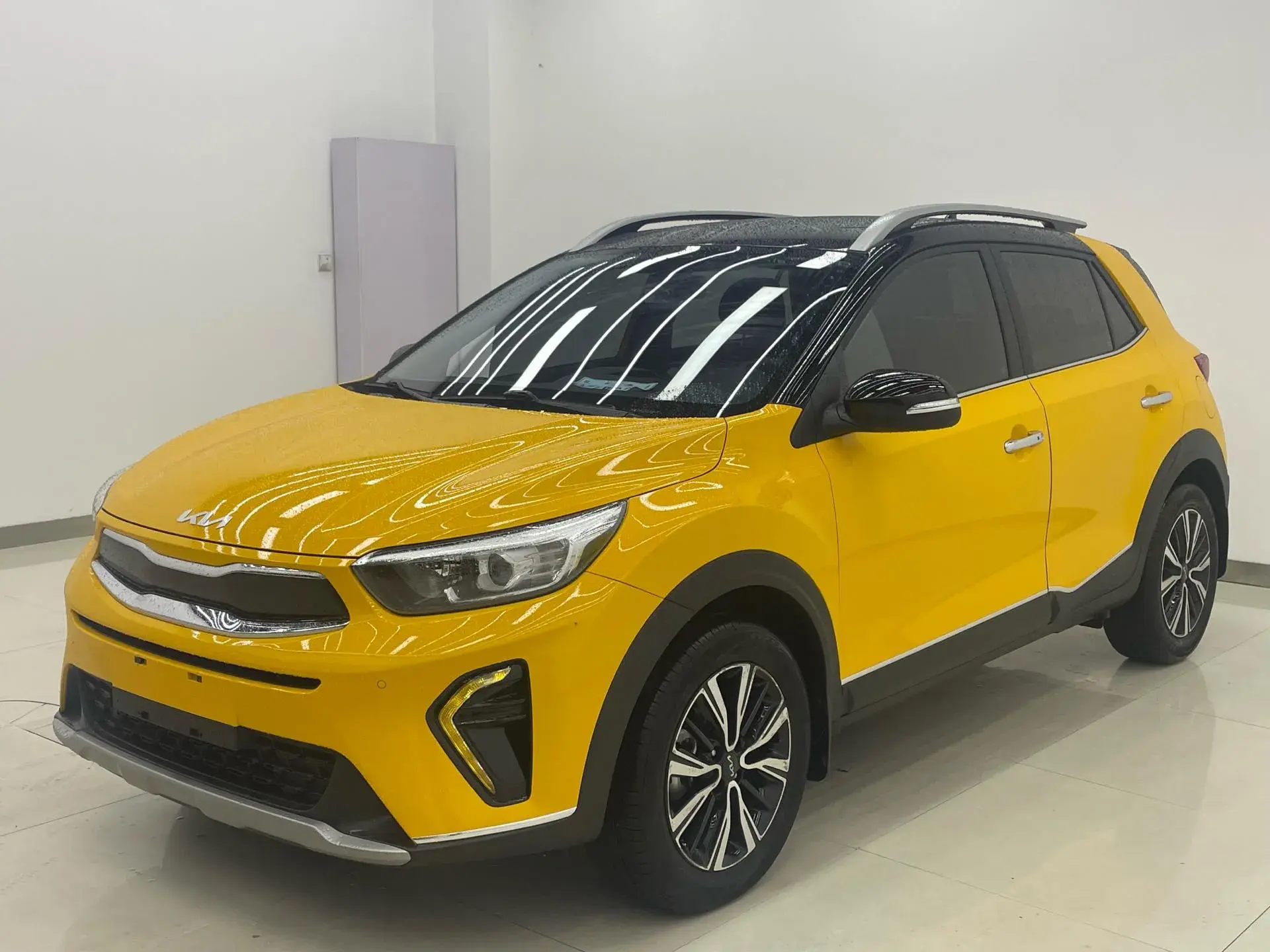 2021 KIA KX1 view 1
