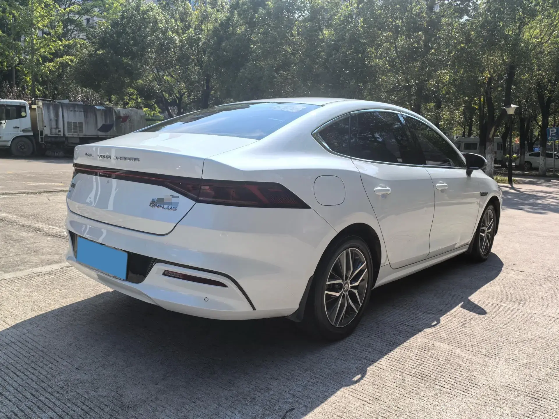 2021 BYD QIN thumbnail 4