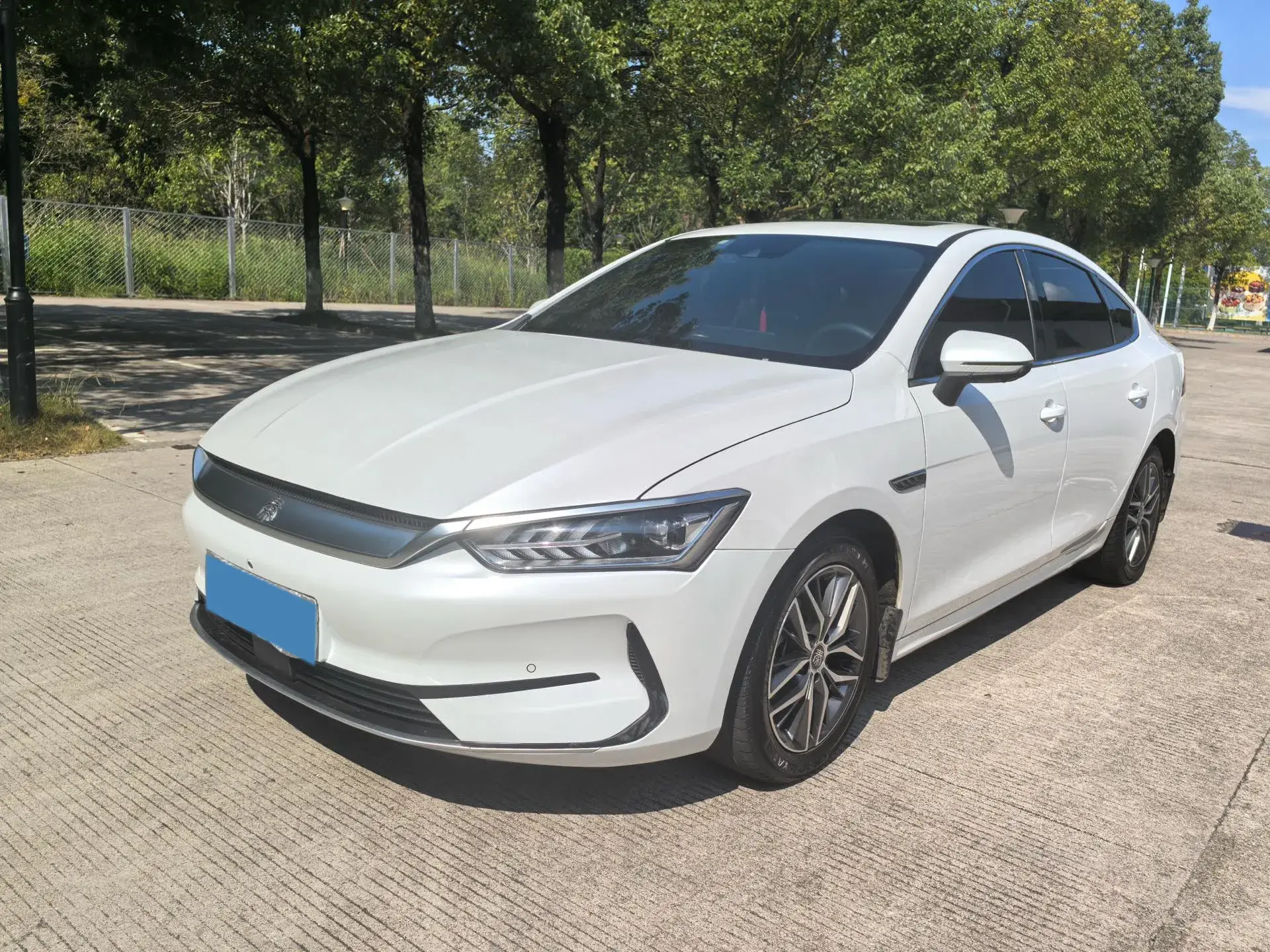 2021 BYD QIN view 1