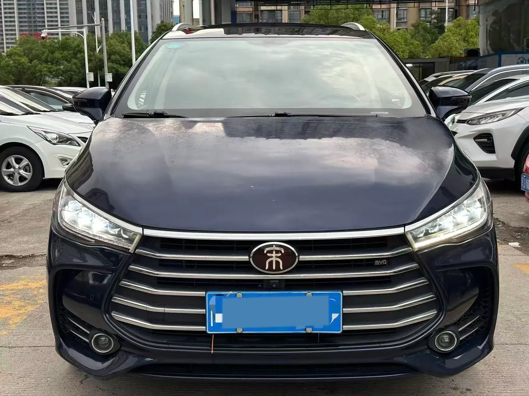 2018 BYD SONG thumbnail 2