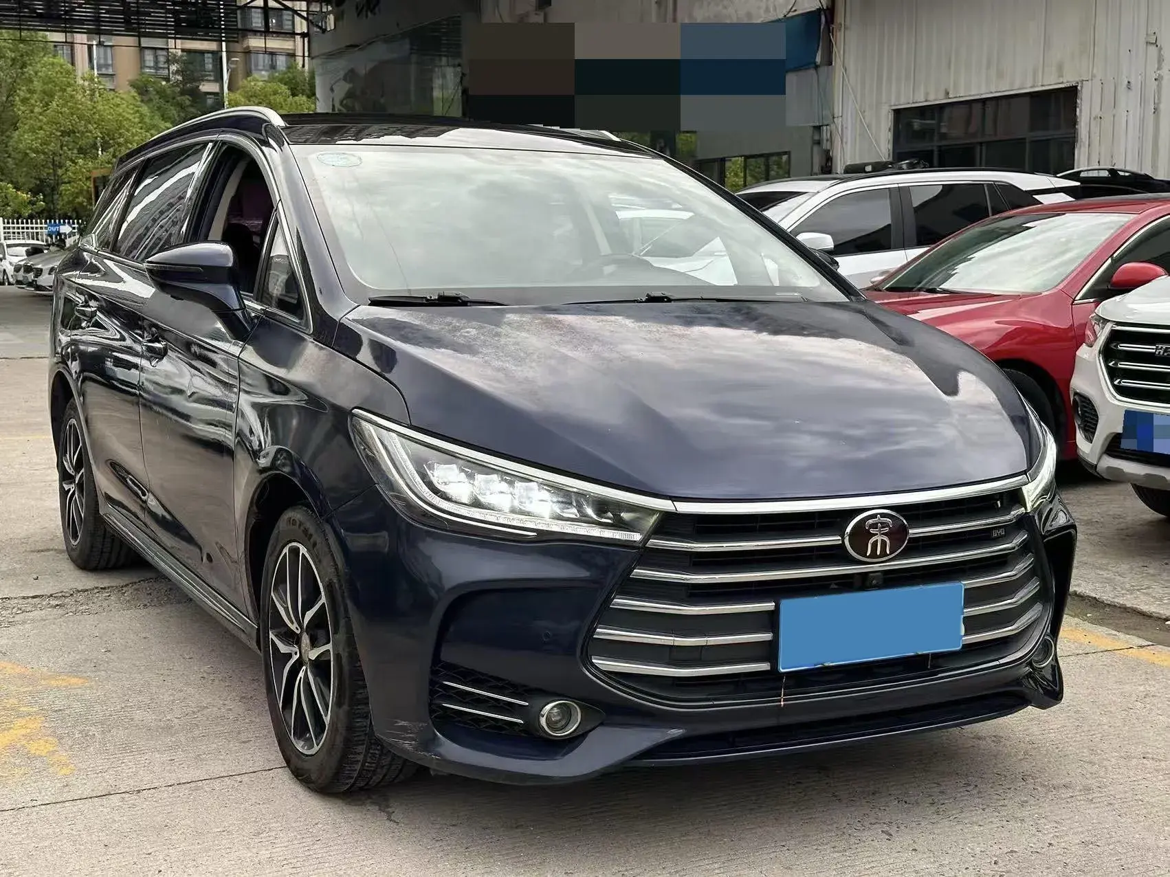 2018 BYD SONG thumbnail 3