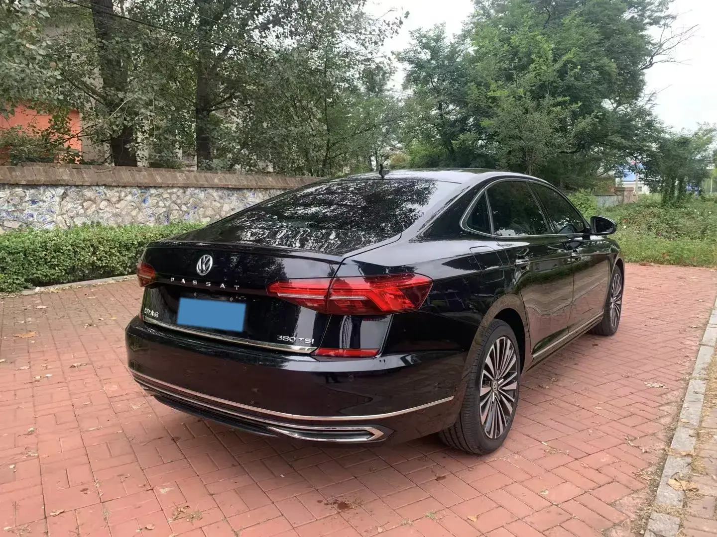 2020 VOLKSWAGEN PASSAT thumbnail 4