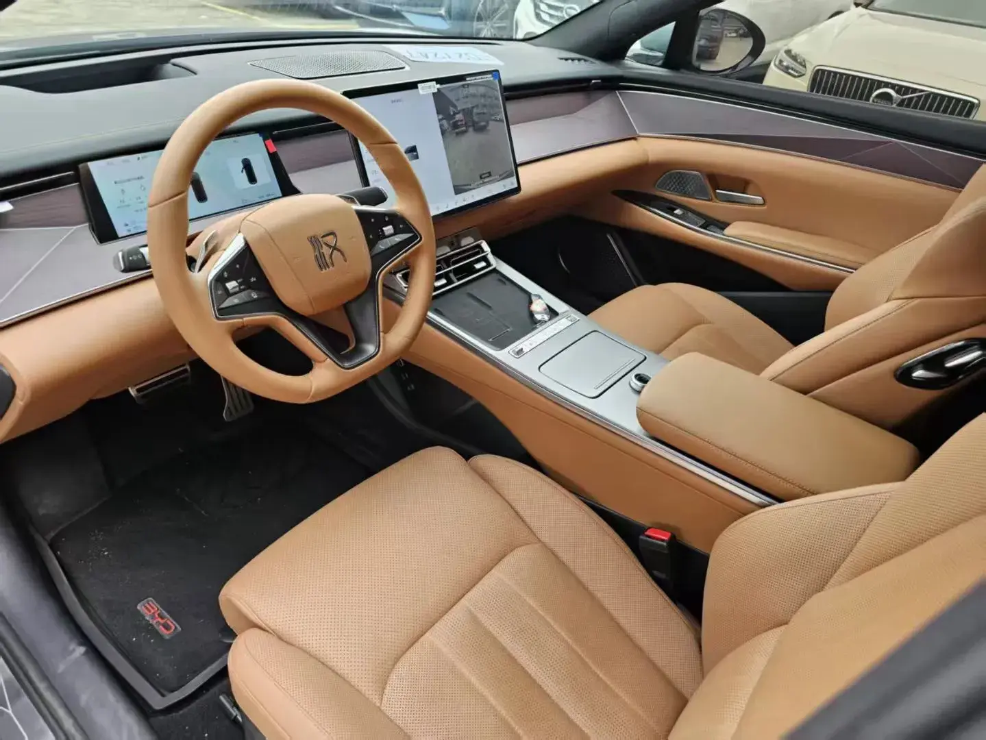 2025 BYD HANL thumbnail 4