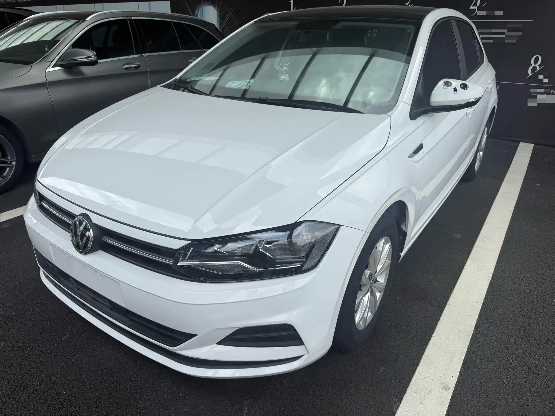 2019 VOLKSWAGEN POLO view 1