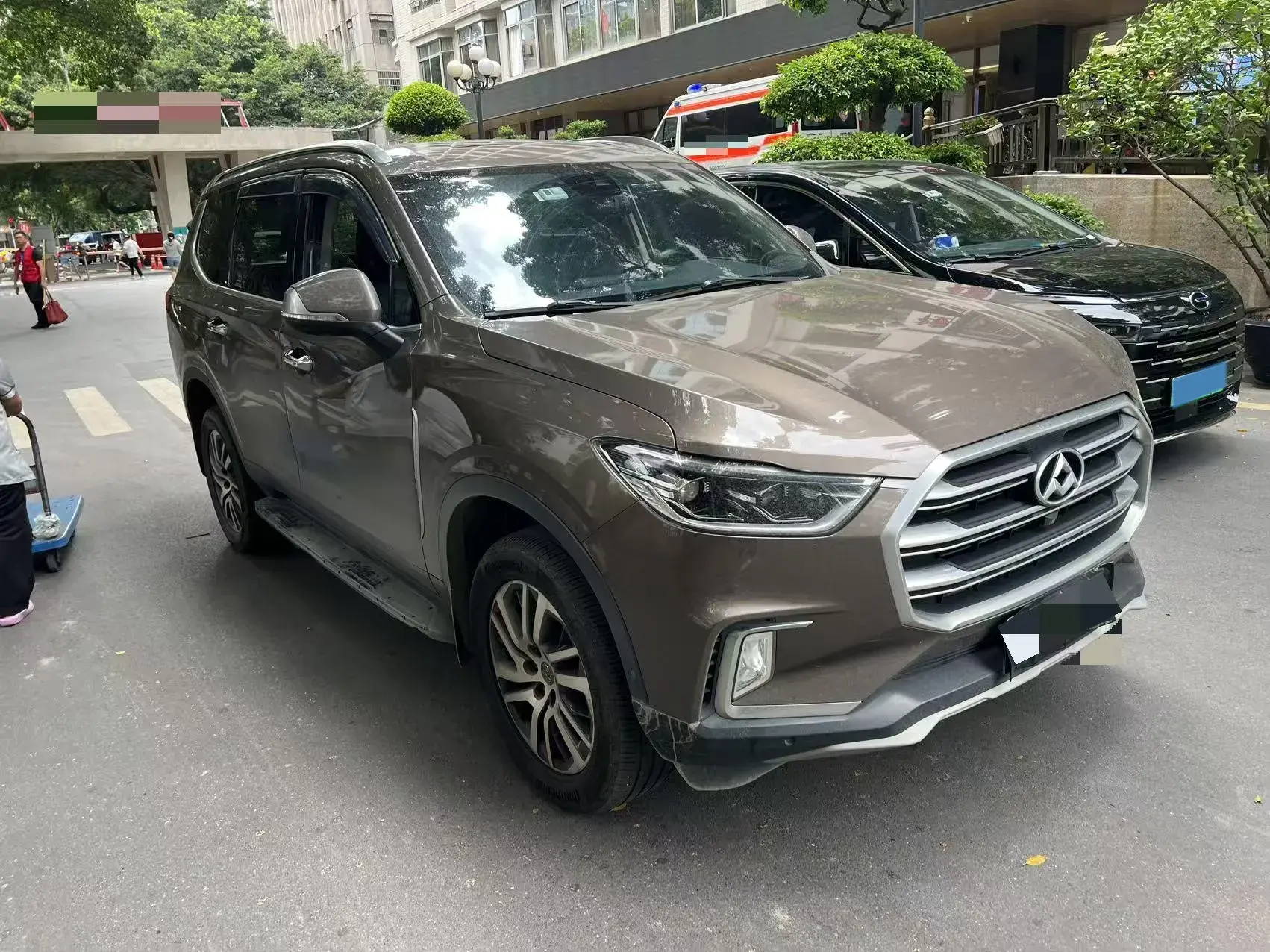 2017 MAXUS D90 thumbnail 3