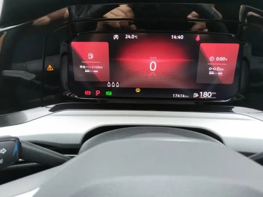 2023 VOLKSWAGEN GOLF thumbnail 4