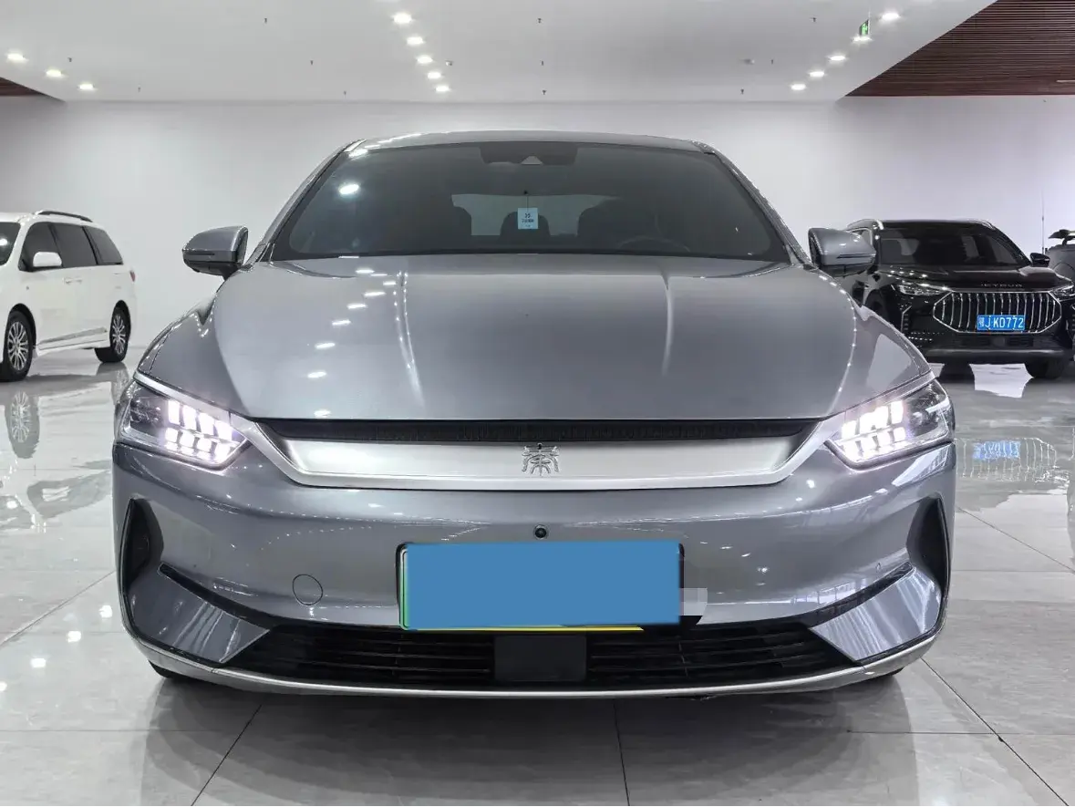 2021 BYD QIN thumbnail 2