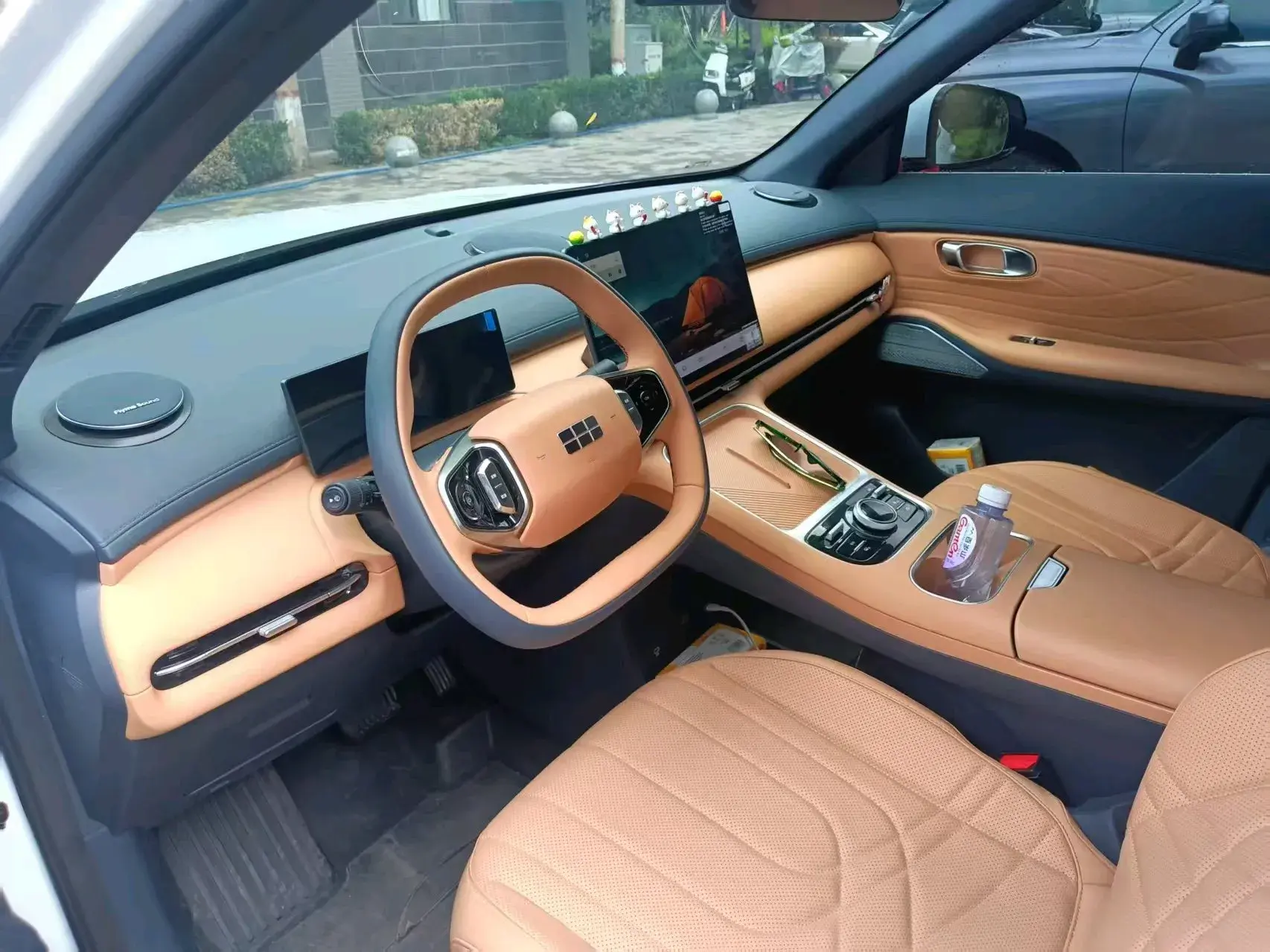 2025 GEELY GALAXY thumbnail 4