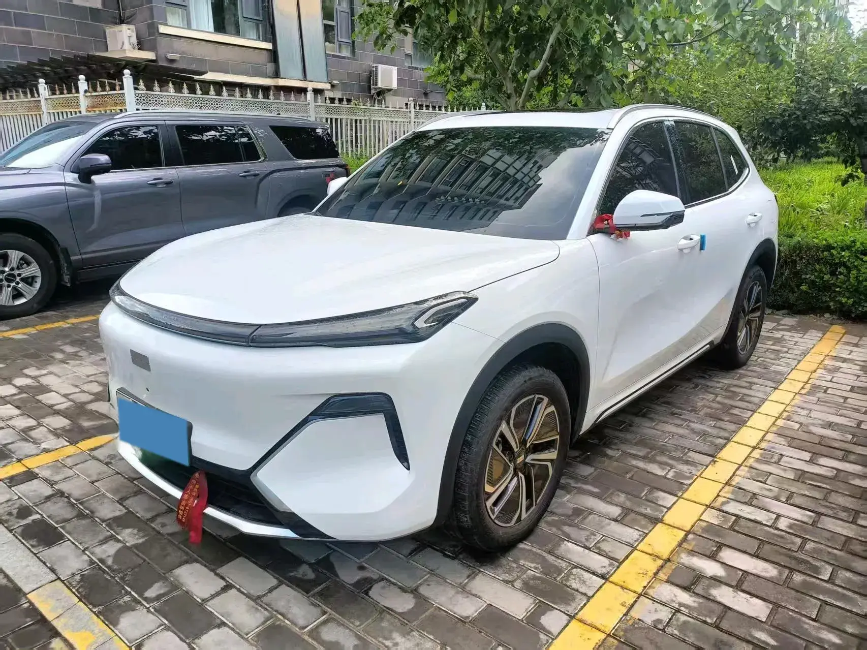 2025 GEELY GALAXY view 1
