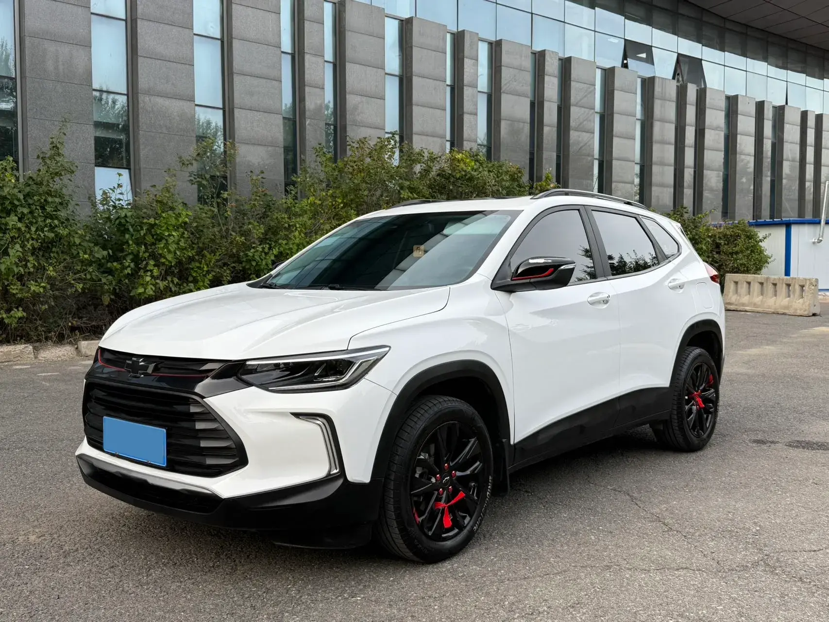 2021 CHEVROLET TRAX view 1