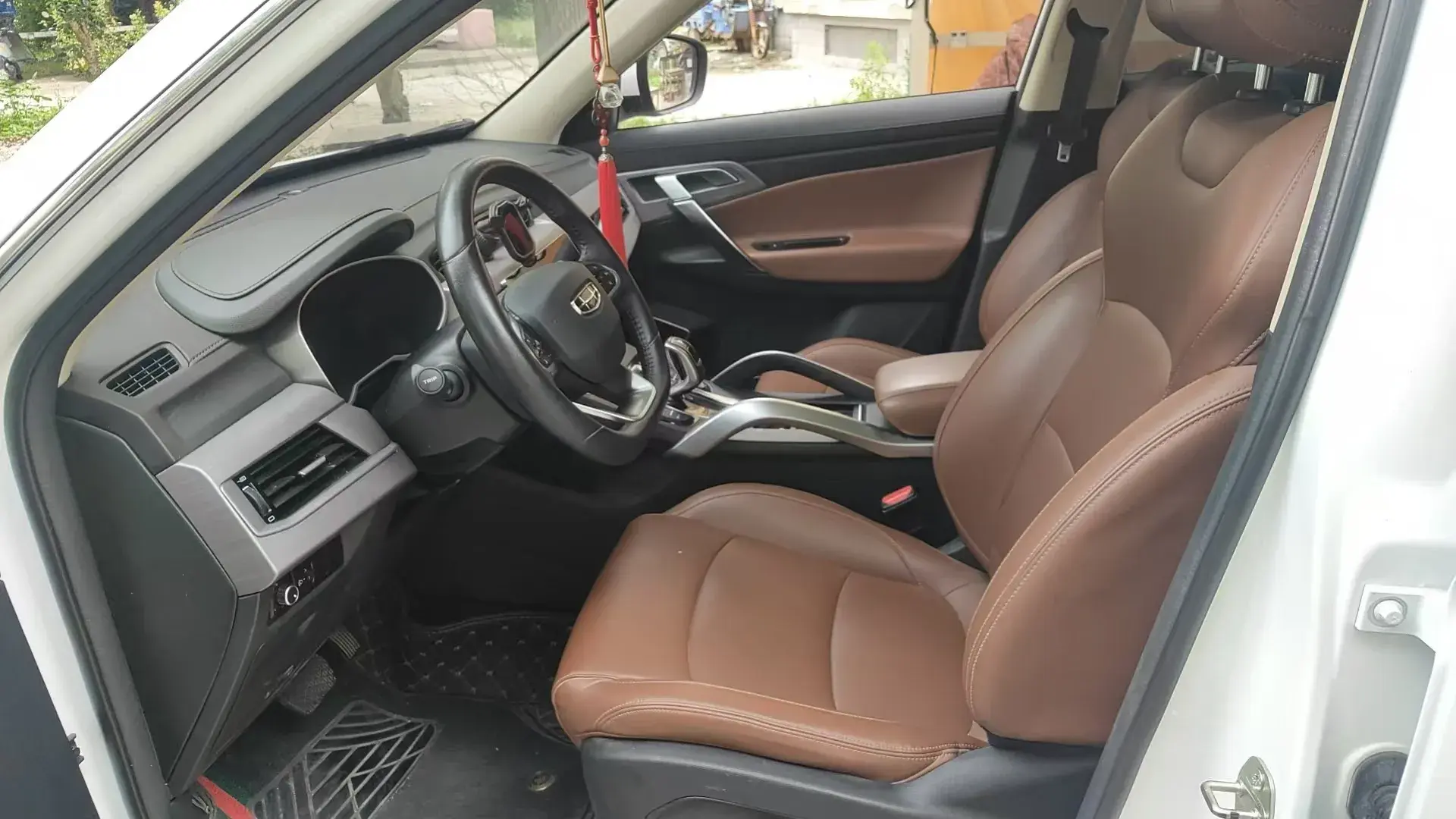 2021 GEELY AZKARRA thumbnail 2