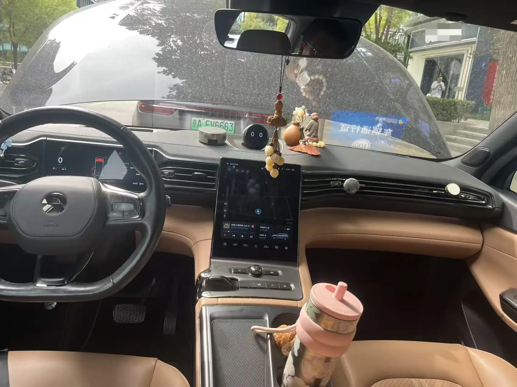 2020 NIO ES6 thumbnail 3