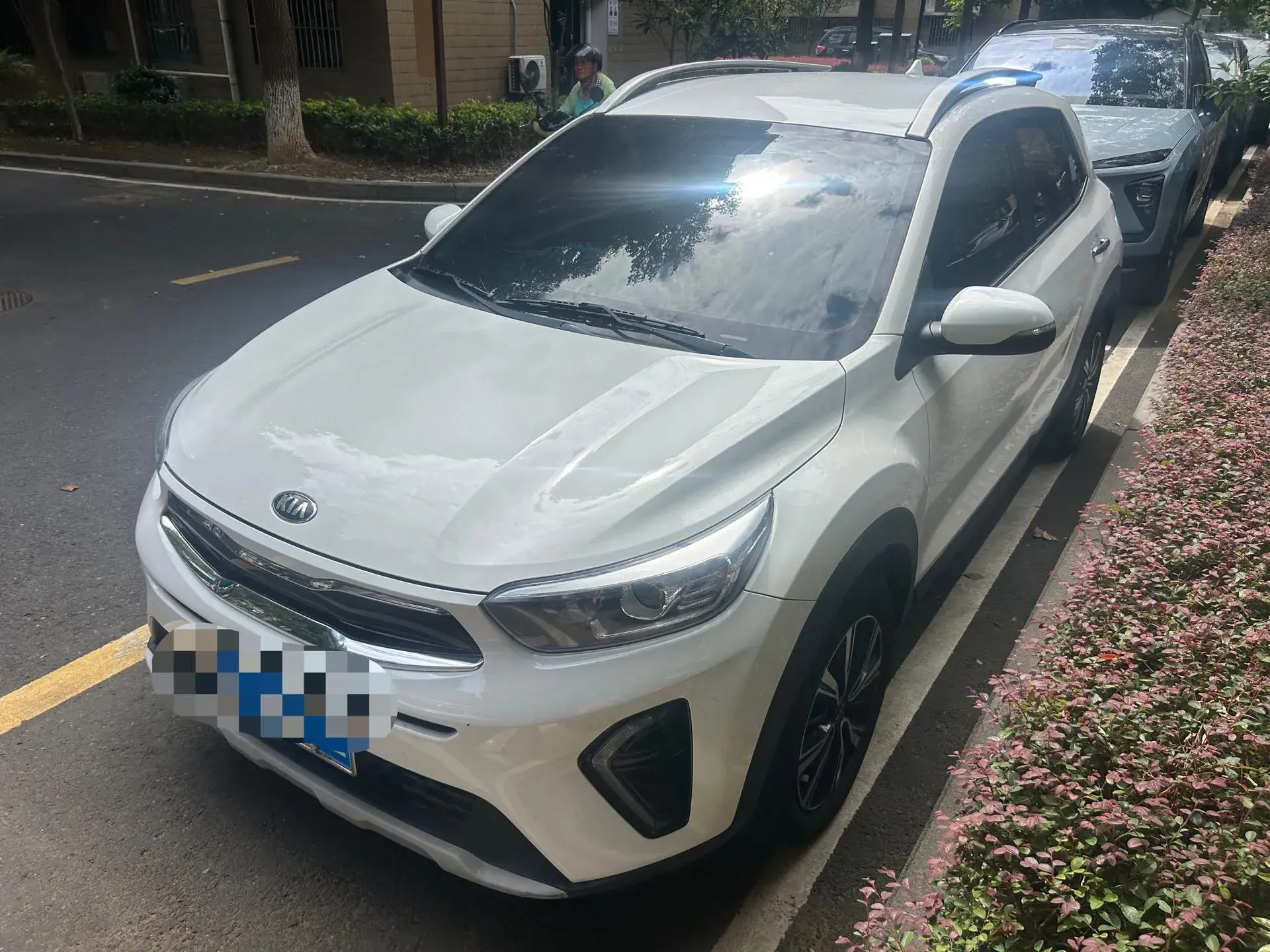2021 KIA KX1 view 1