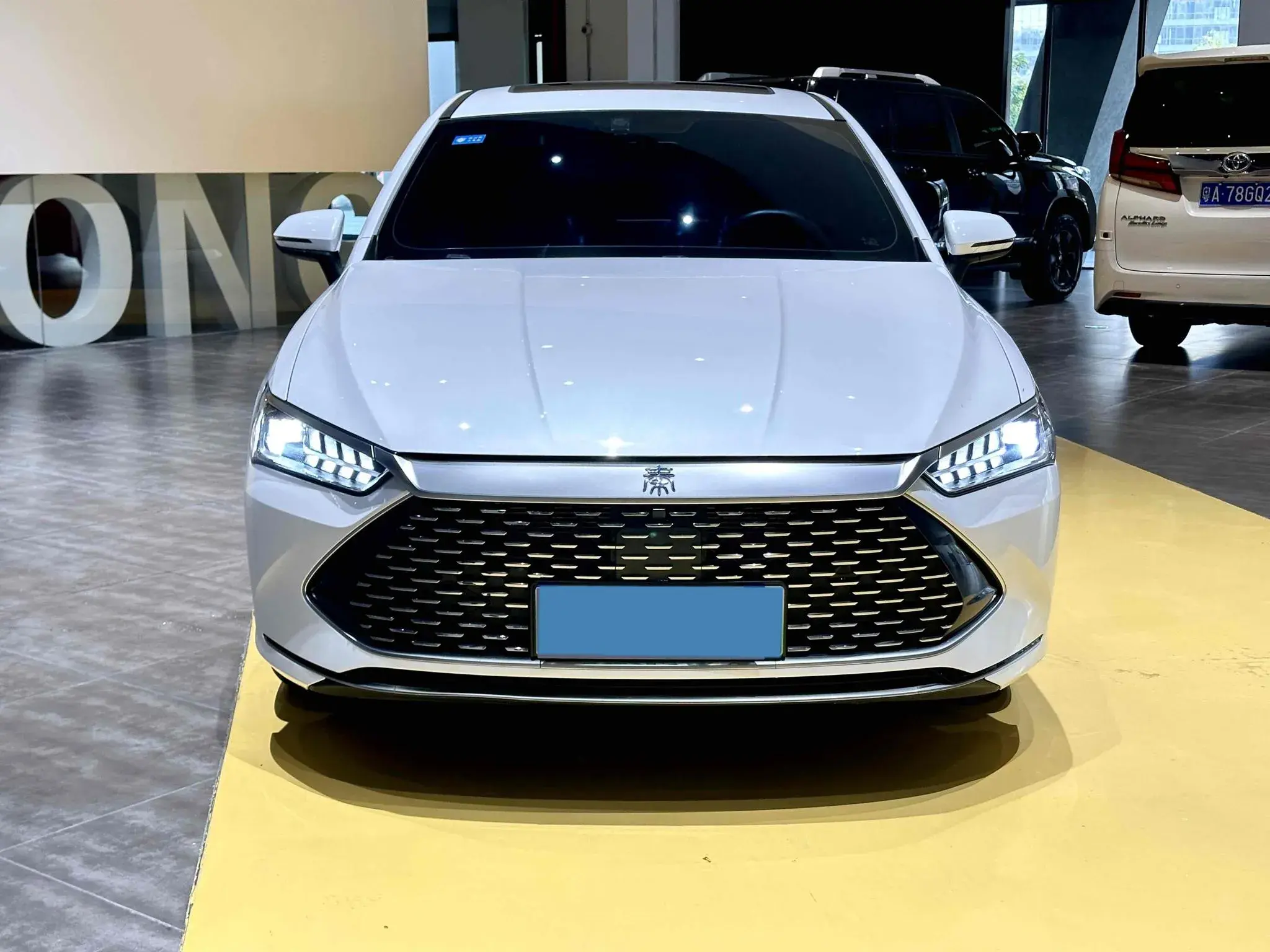 2021 BYD QIN thumbnail 3