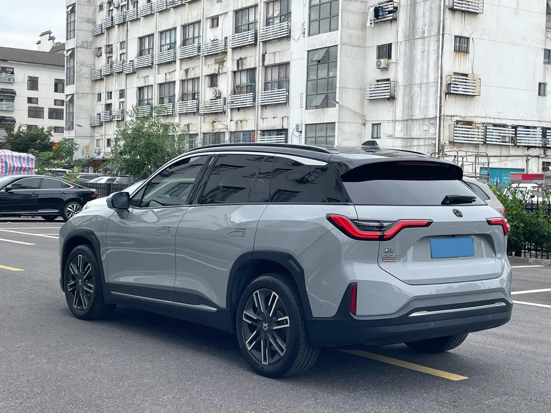 2020 NIO ES6 thumbnail 4