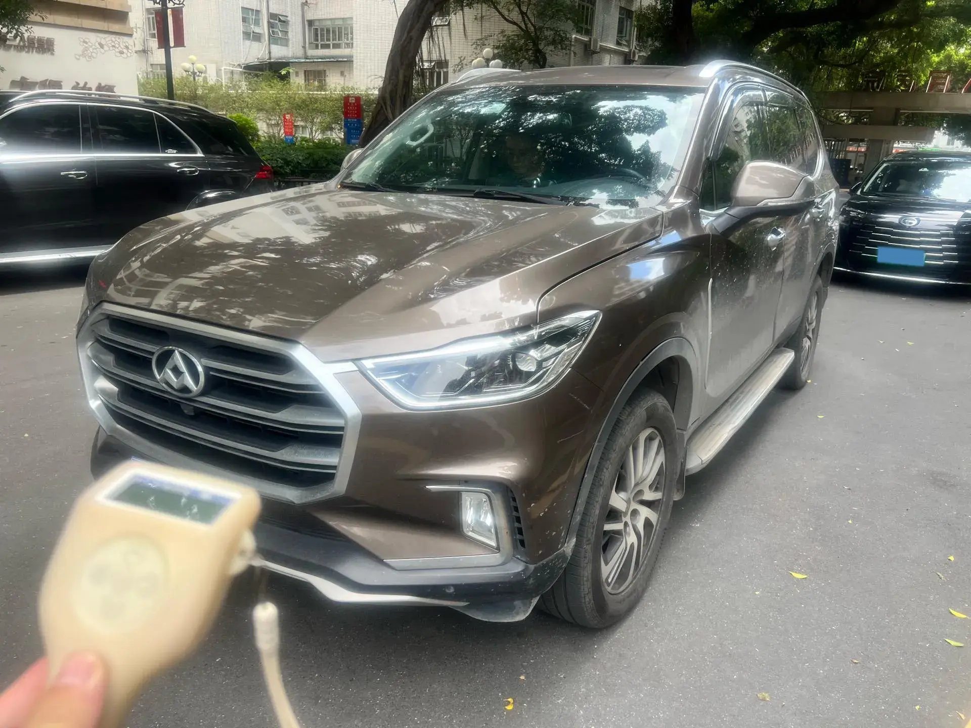 2017 MAXUS D90 view 1