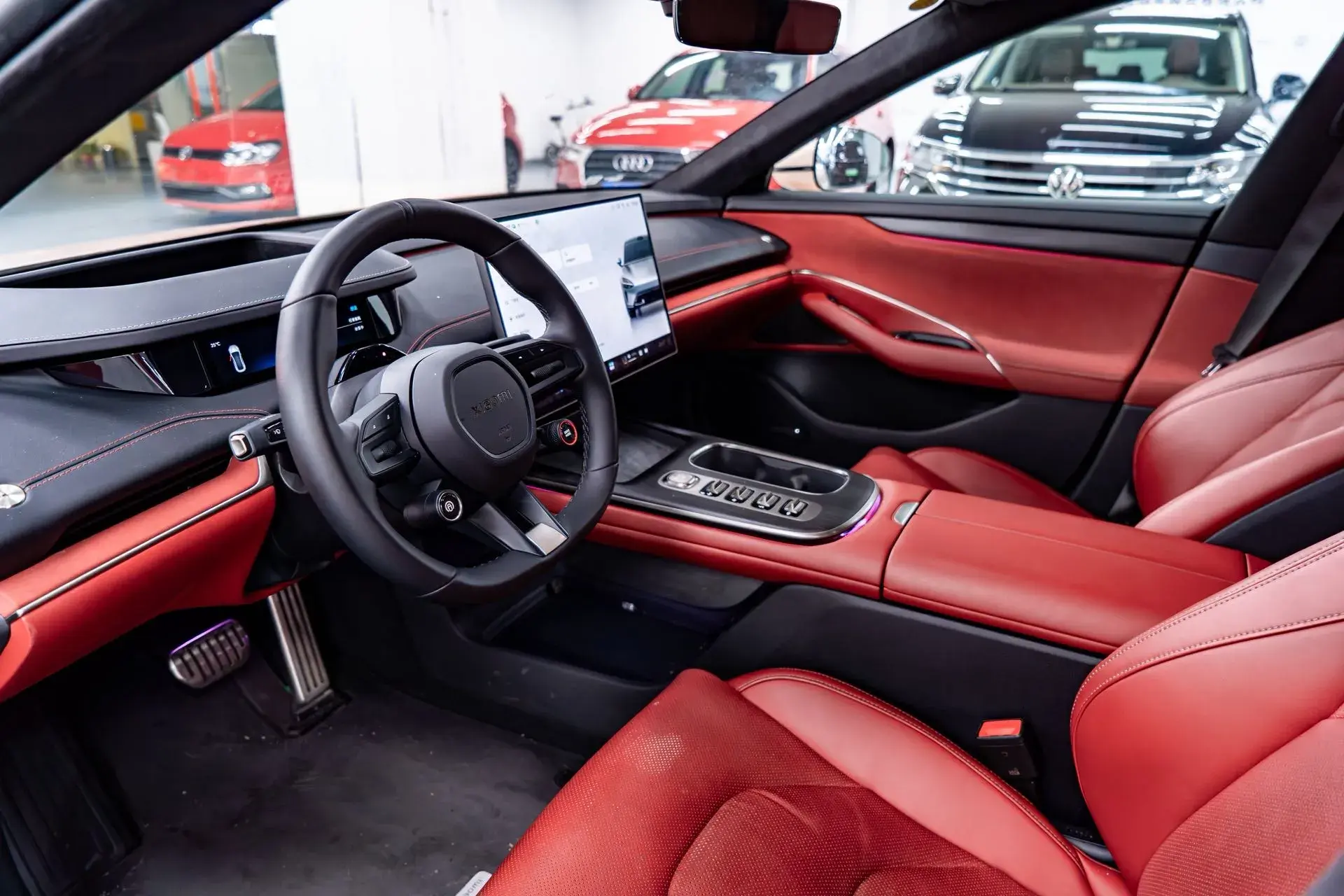 2024 MI SU7 thumbnail 4