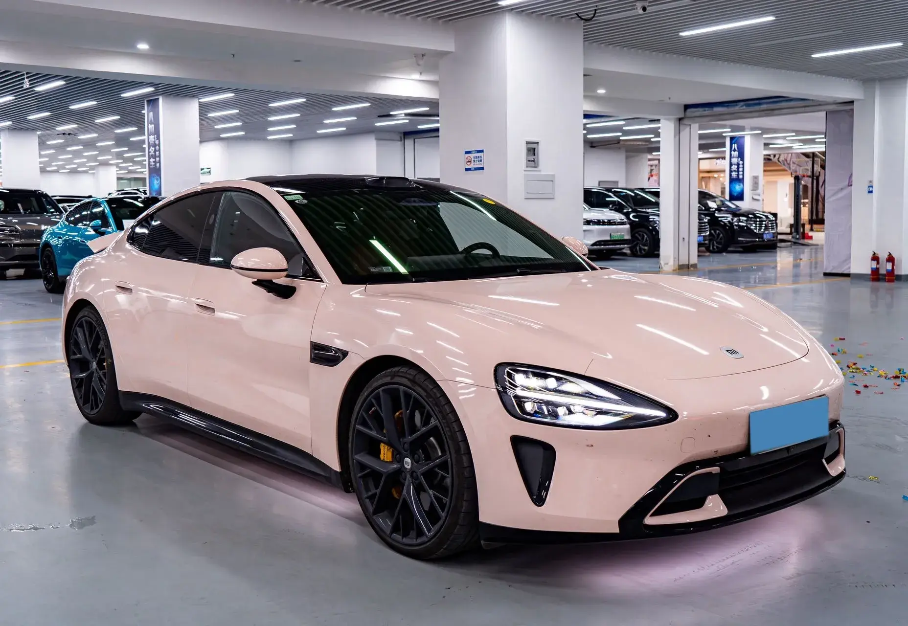 2024 MI SU7 thumbnail 3