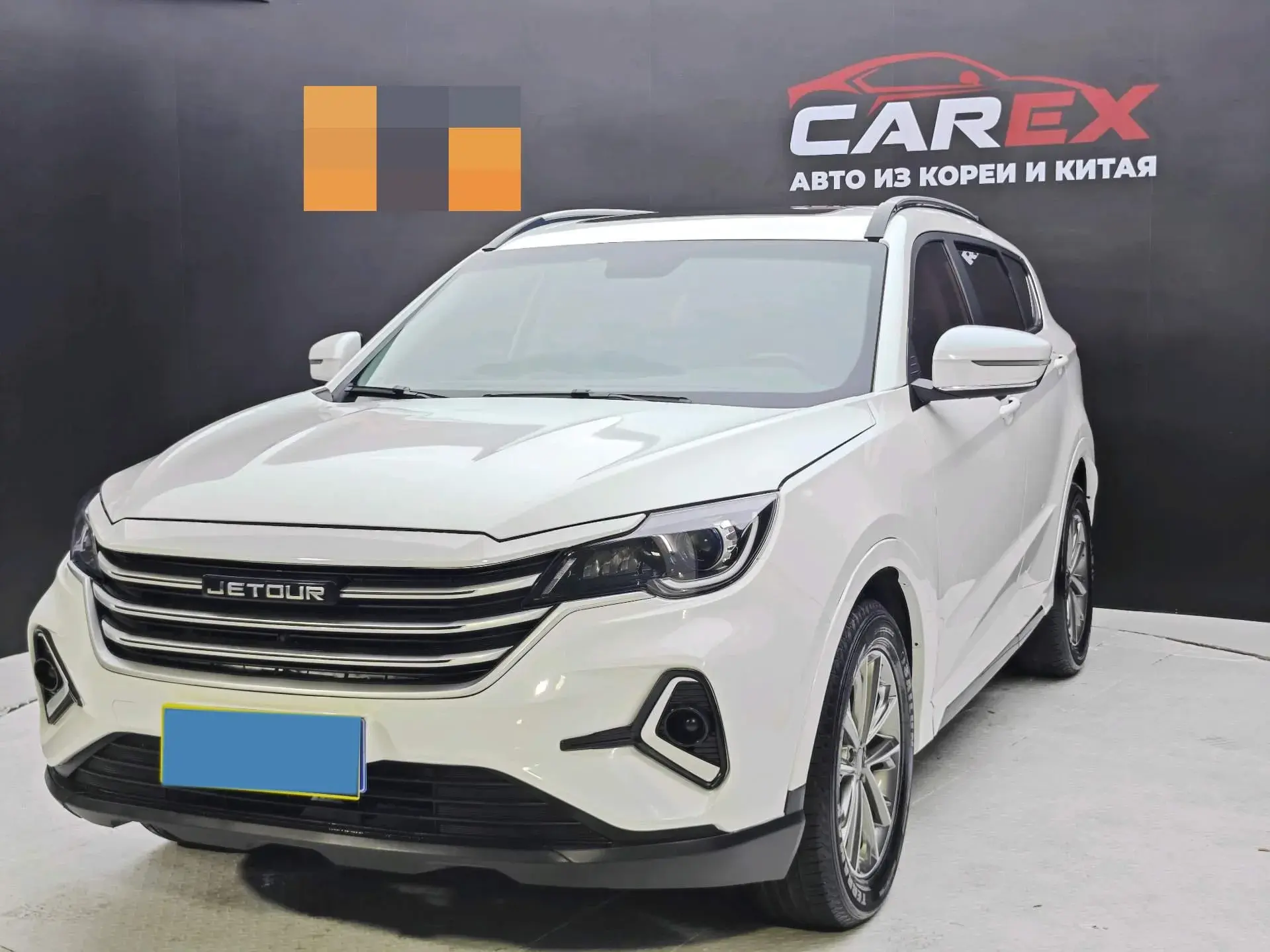 2020 JETOUR X70 view 1