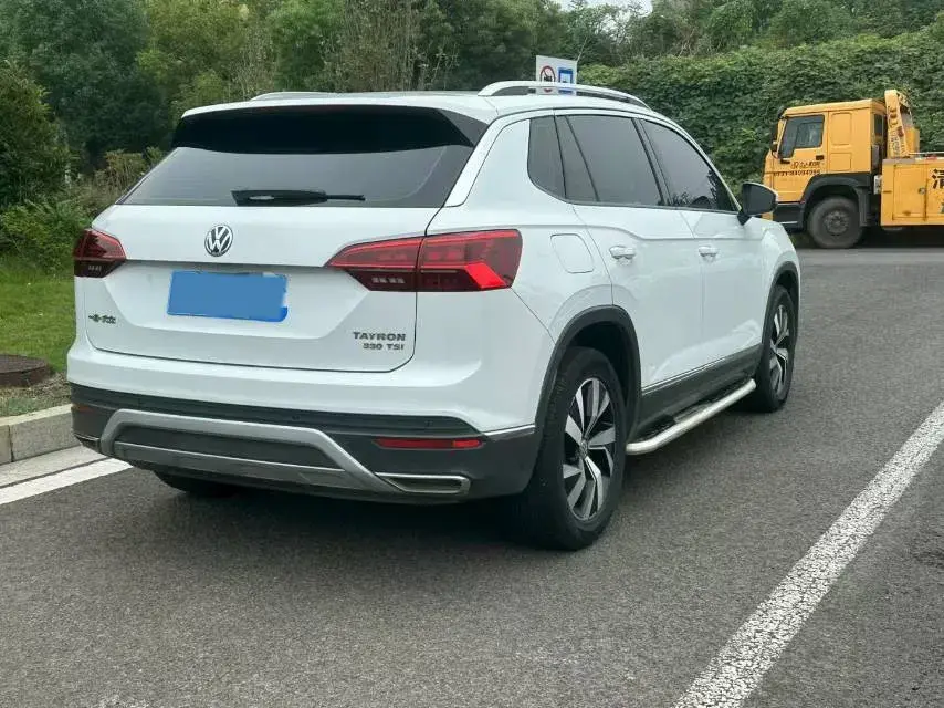 2019 VOLKSWAGEN TAYRON thumbnail 4