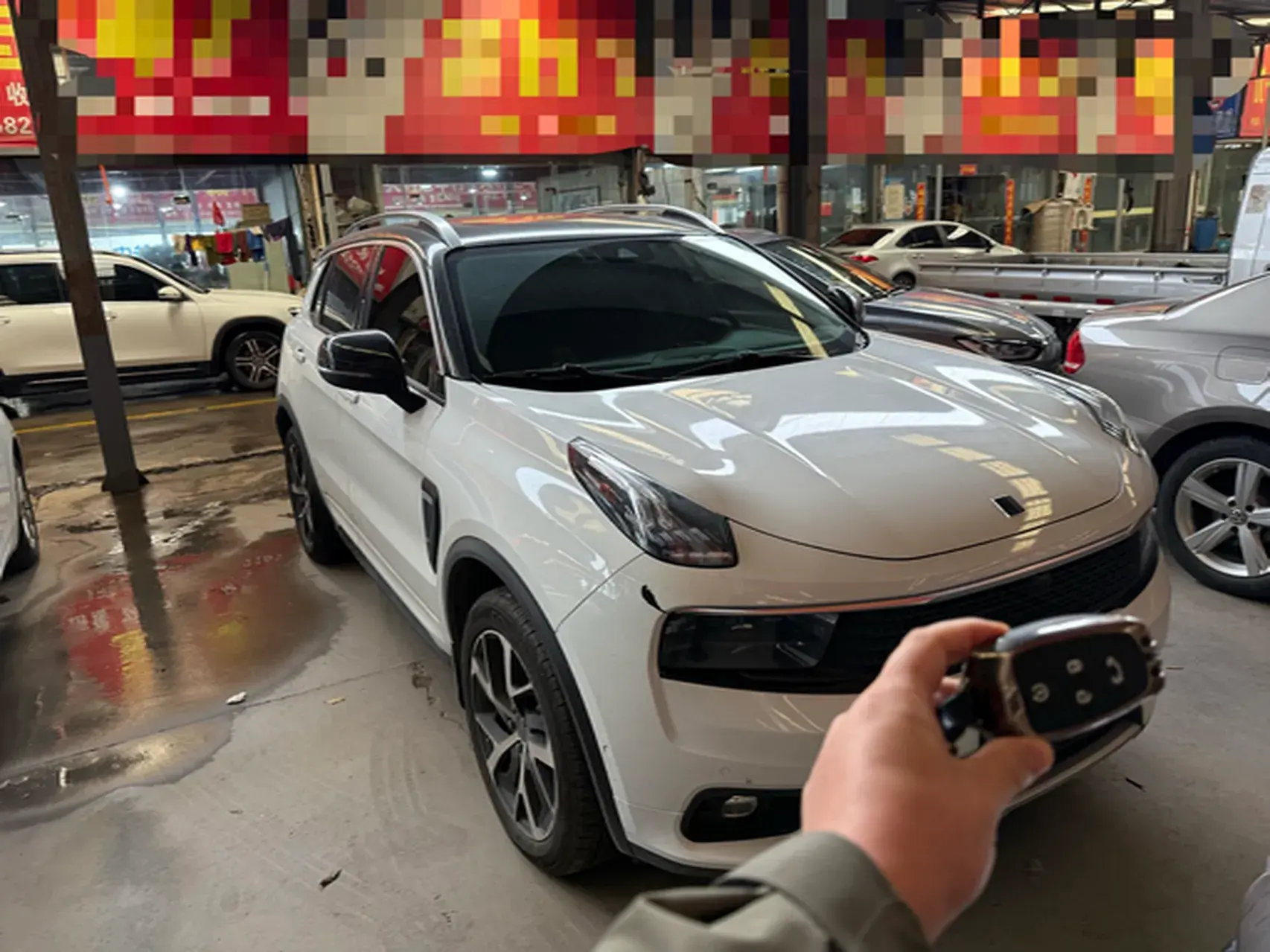 2019 LYNK&CO 01 thumbnail 2