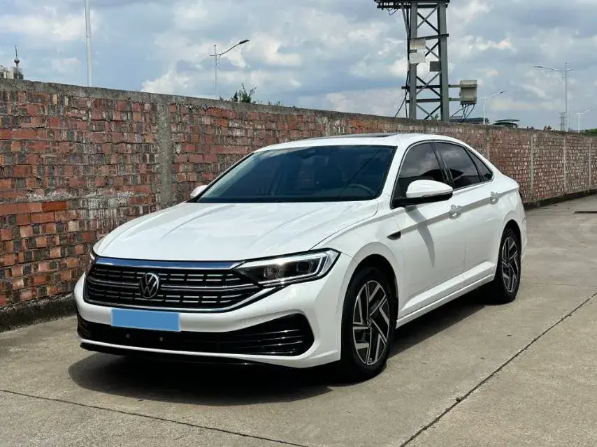 2023 VOLKSWAGEN SAGITAR view 1