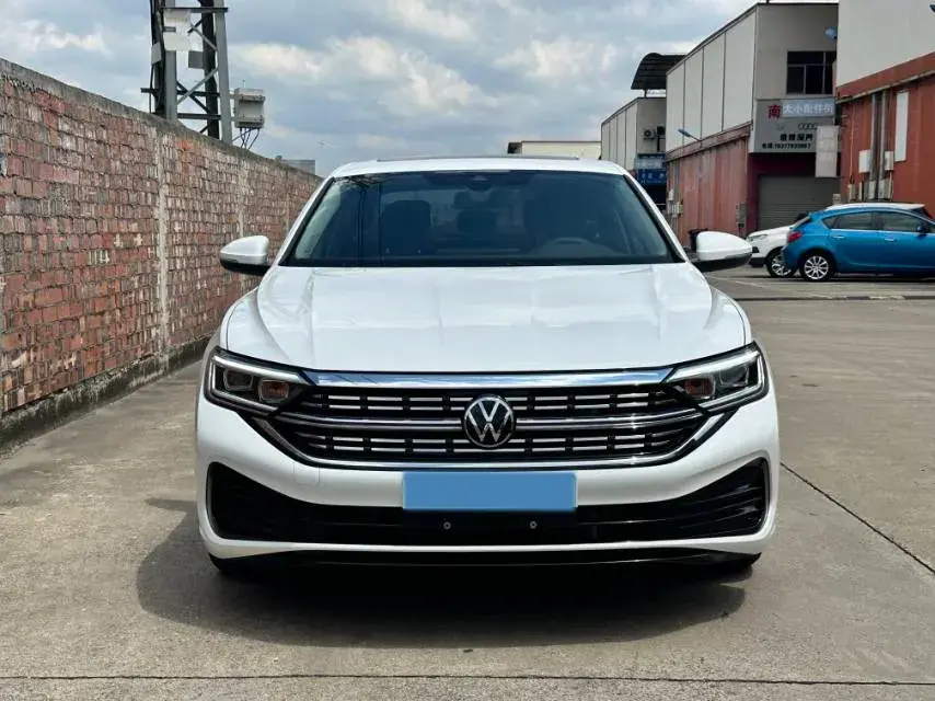 2023 VOLKSWAGEN SAGITAR thumbnail 2