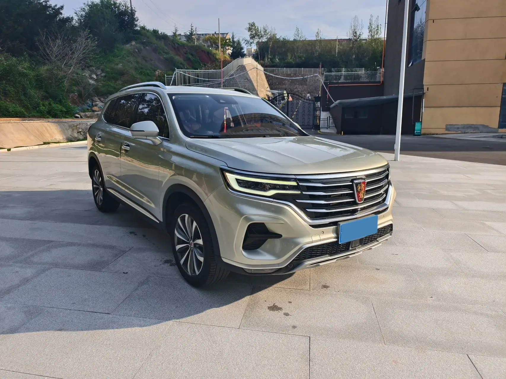 2019 ROEWE RX5 thumbnail 2
