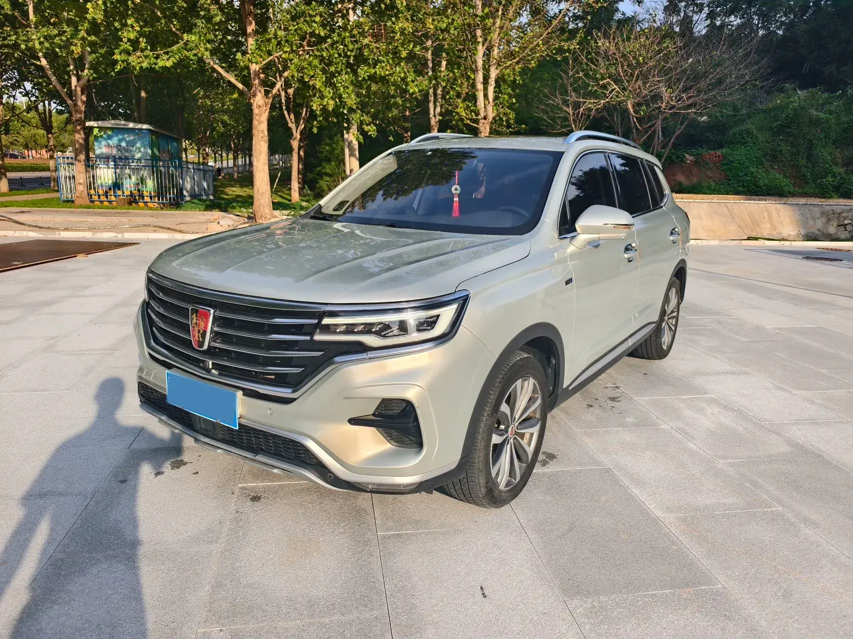 2019 ROEWE RX5 view 1