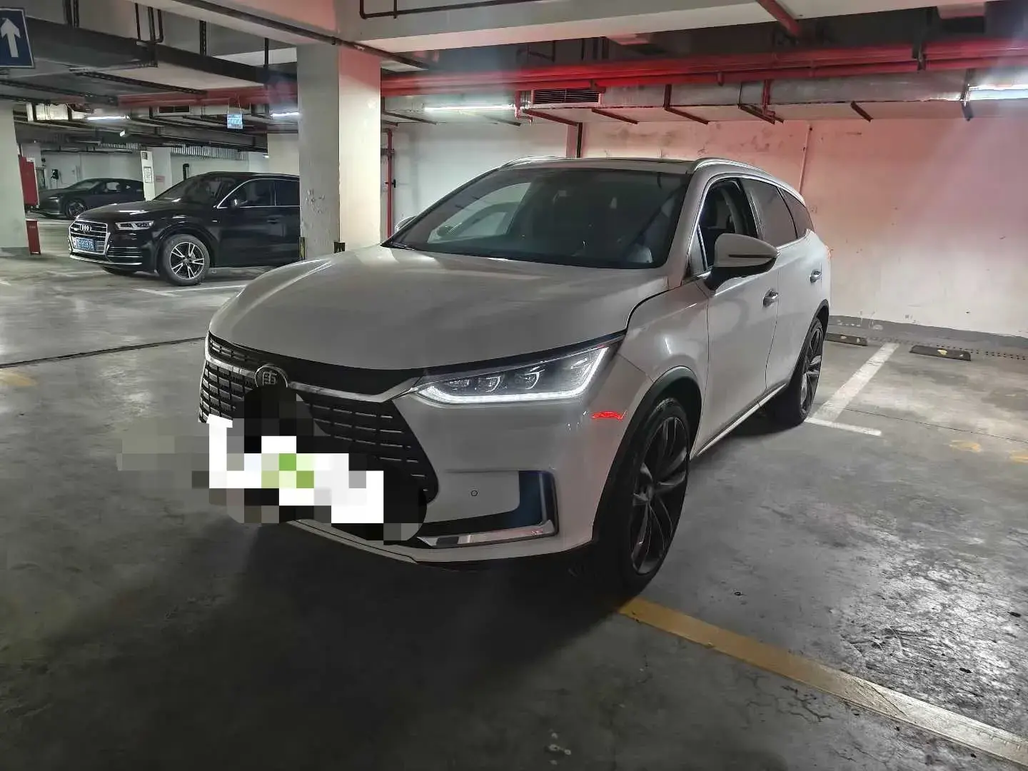 2019 BYD TANG view 1