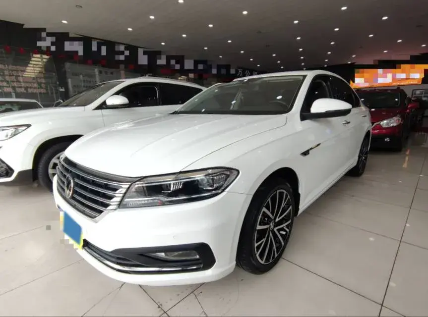 2022 VOLKSWAGEN LAVIDA view 1