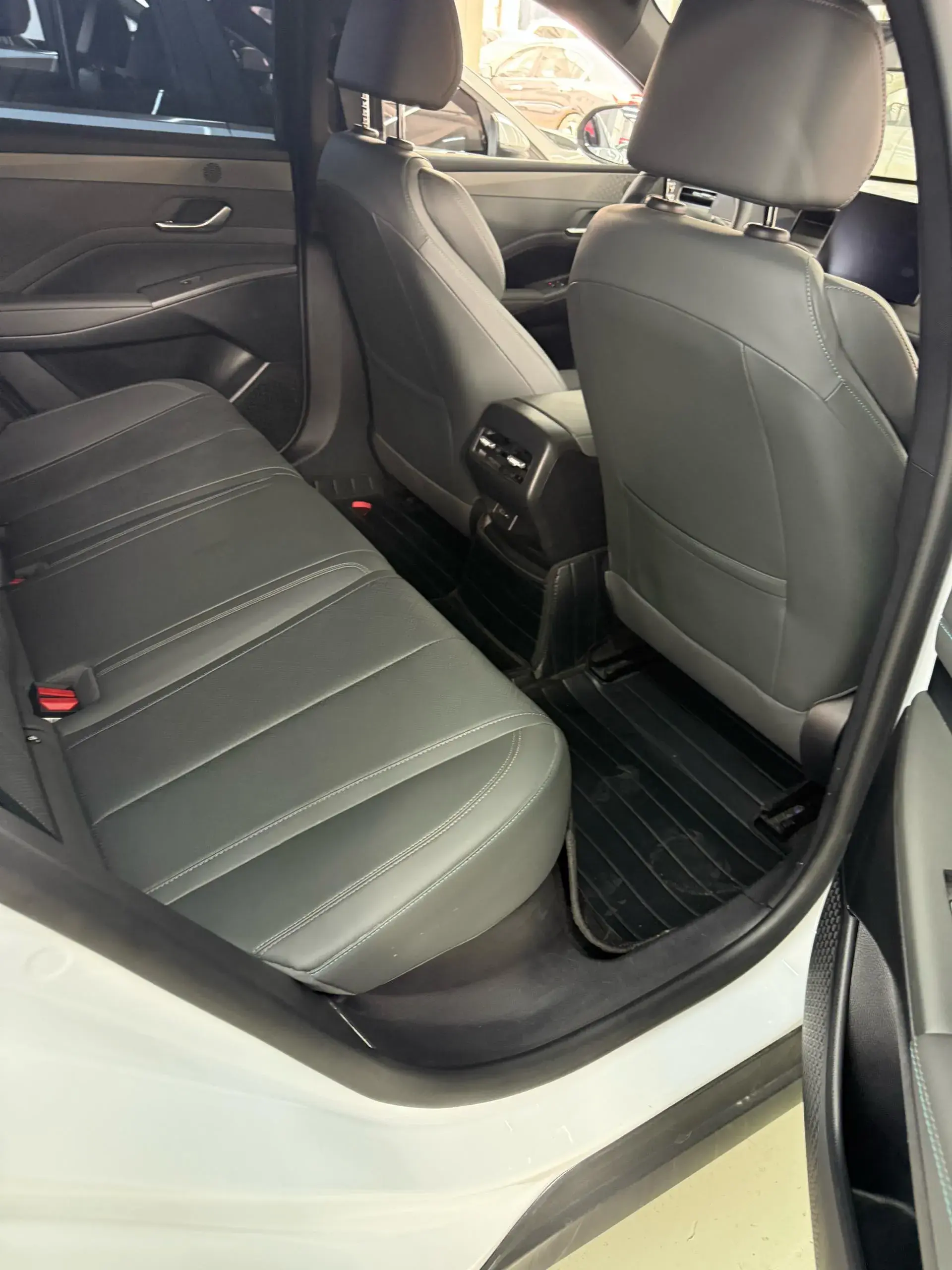 2025 BYD QIN thumbnail 3