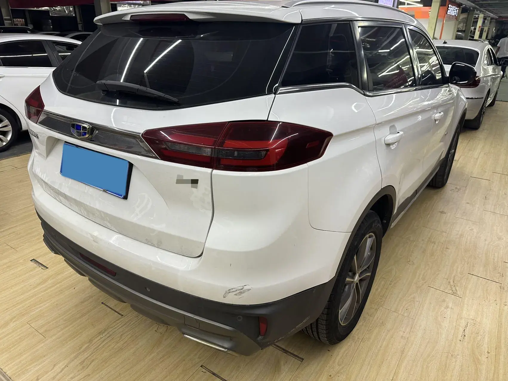 2018 GEELY AZKARRA thumbnail 4