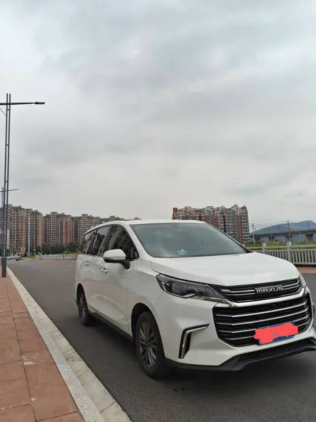 2023 MAXUS G50 thumbnail 3