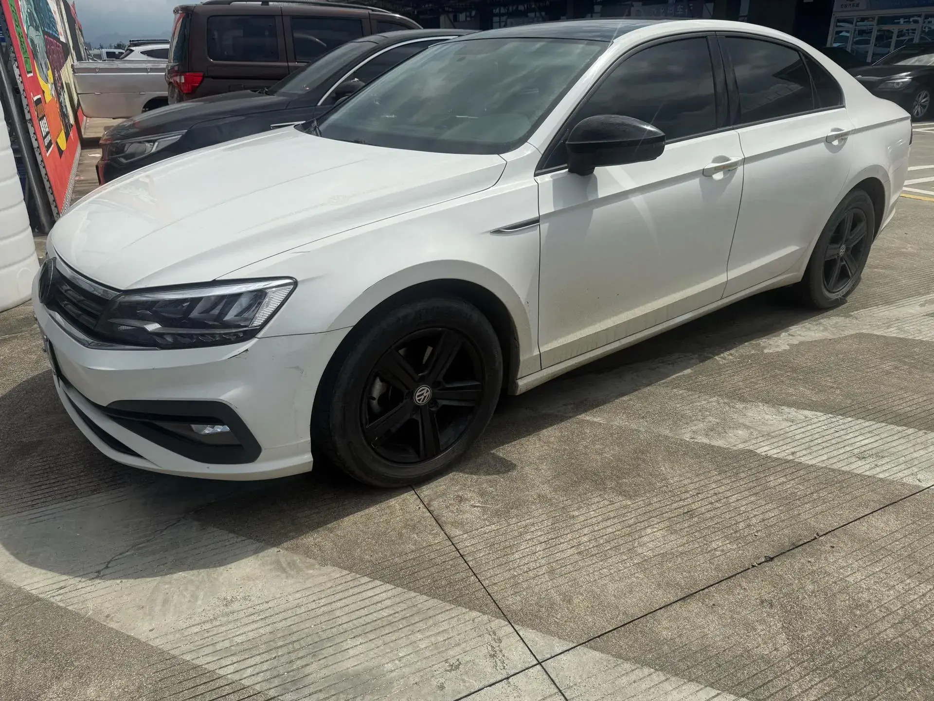 2019 VOLKSWAGEN LAMANDO view 1