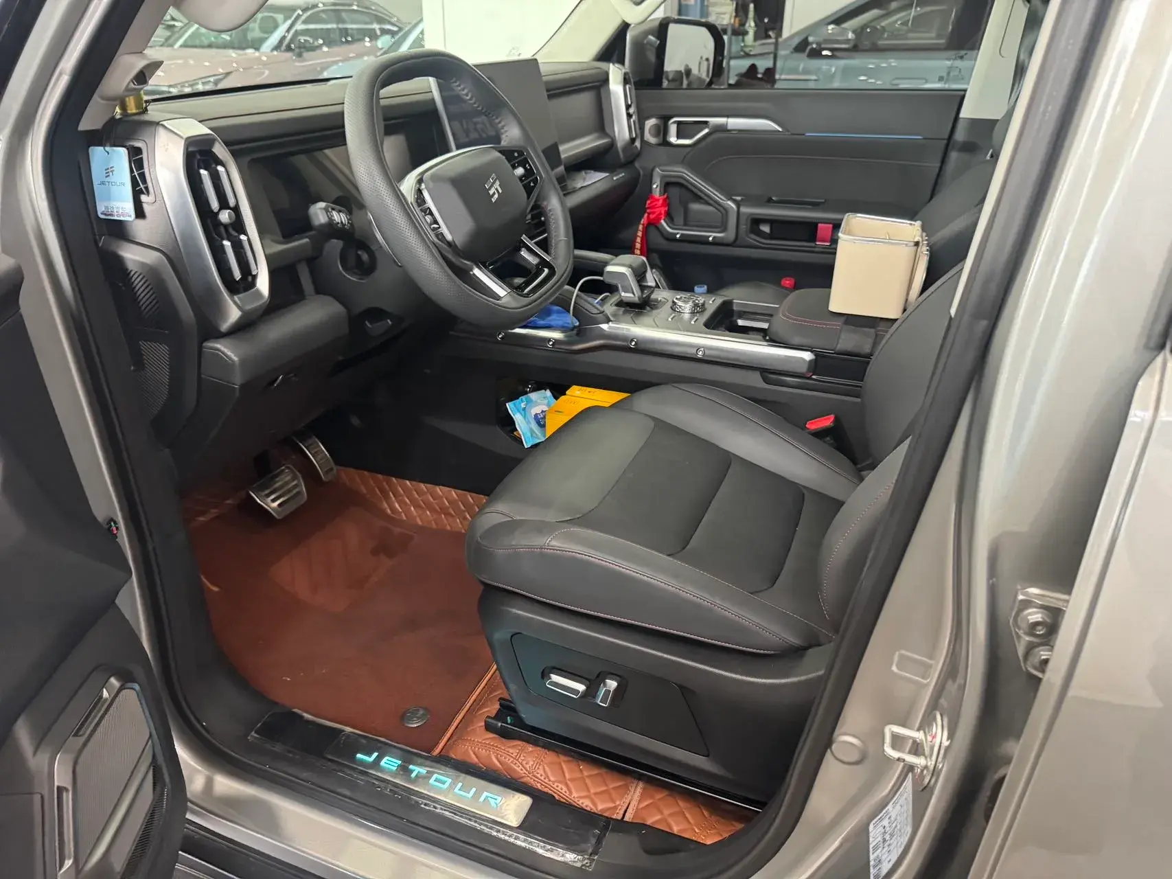2023 JETOUR TRAVELLER thumbnail 4
