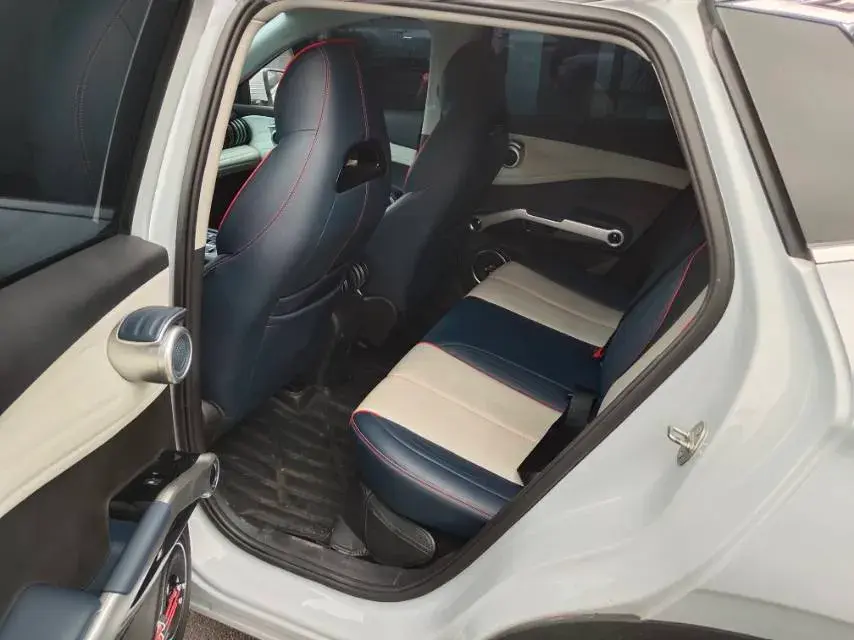 2022 BYD YUAN thumbnail 3