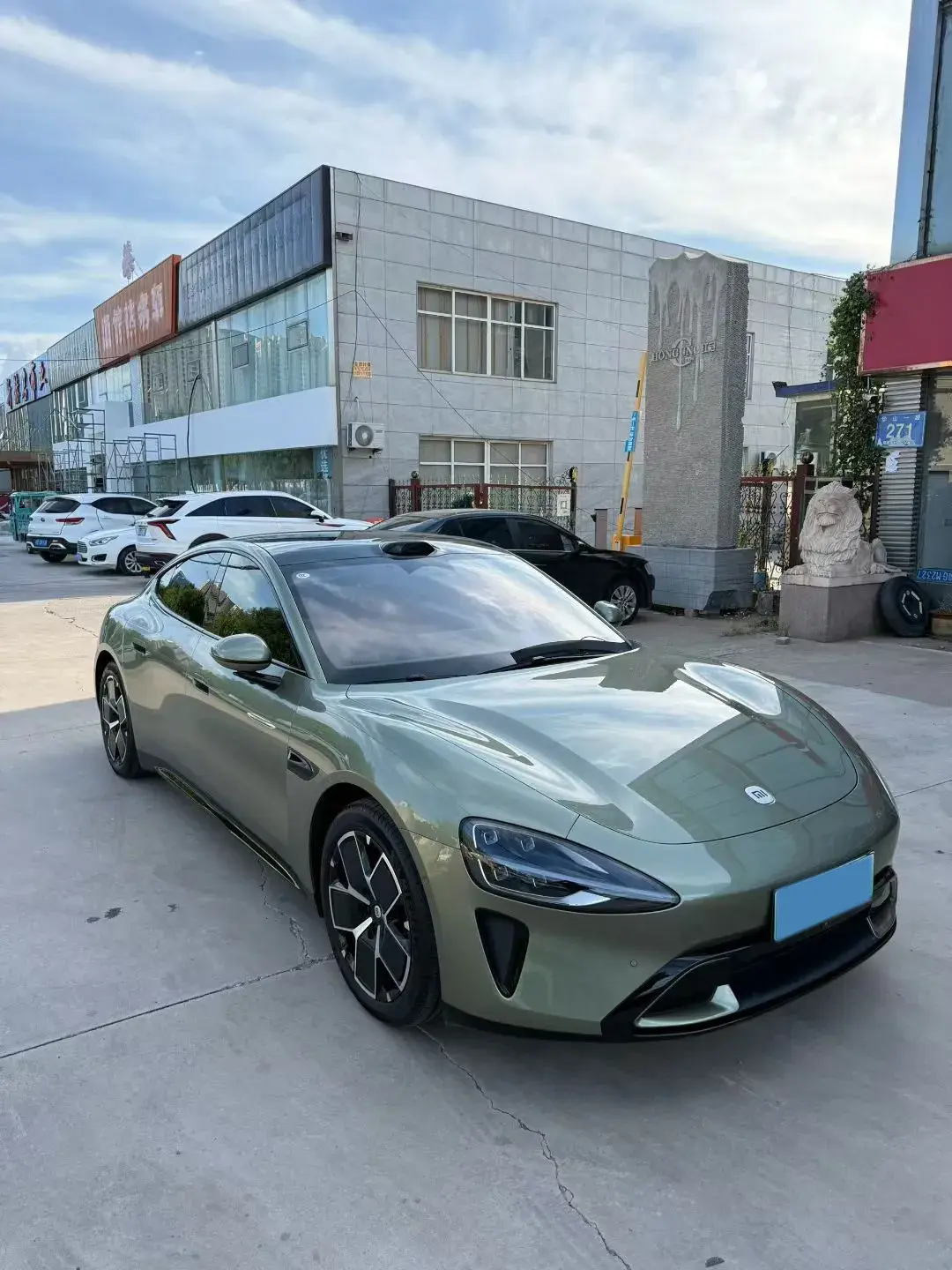 2024 MI SU7 thumbnail 3