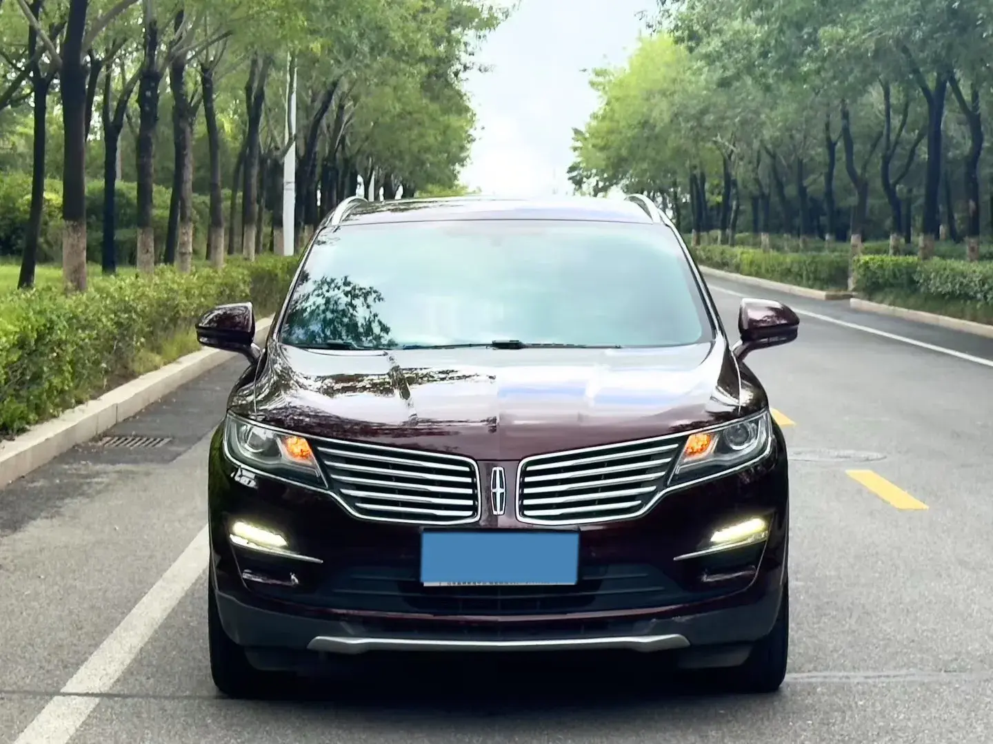 2017 LINCOLN MKC thumbnail 2