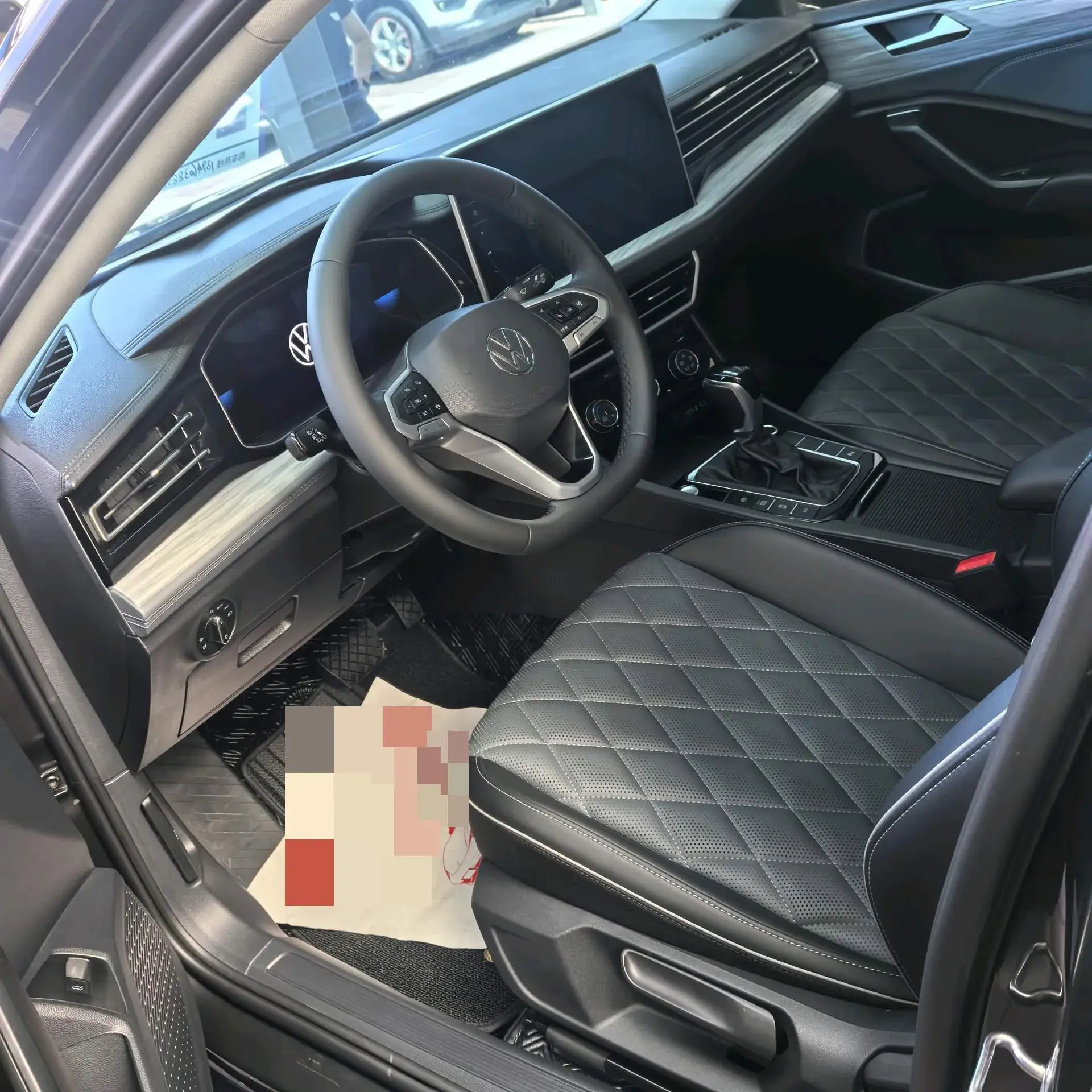 2023 VOLKSWAGEN SAGITAR thumbnail 3