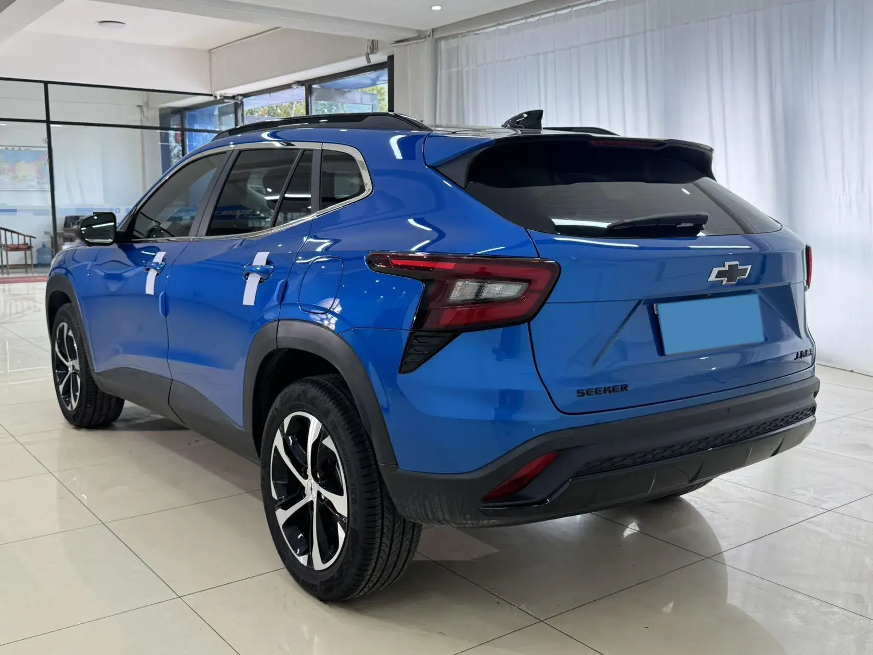 2022 CHEVROLET SEEKER thumbnail 4