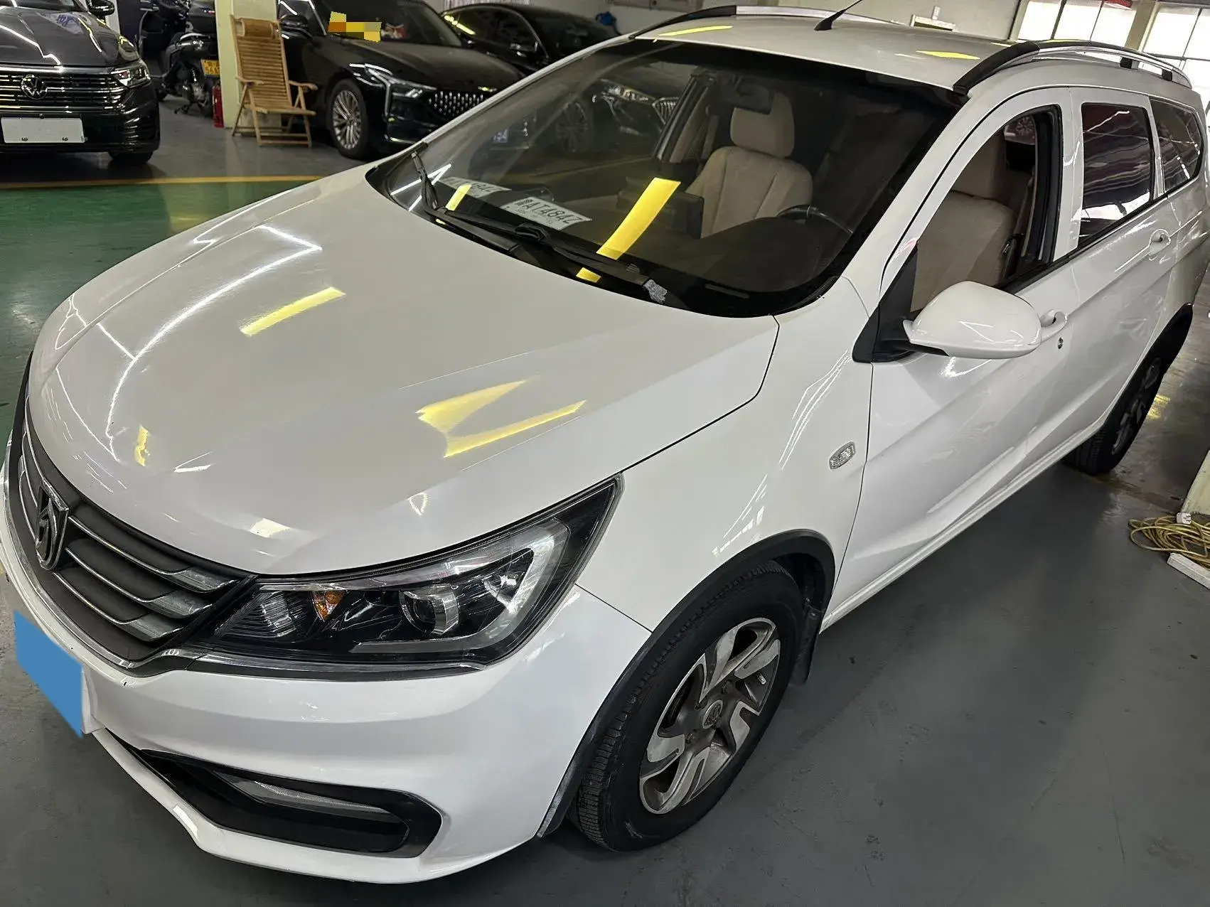 2017 BAOJUN 310W view 1