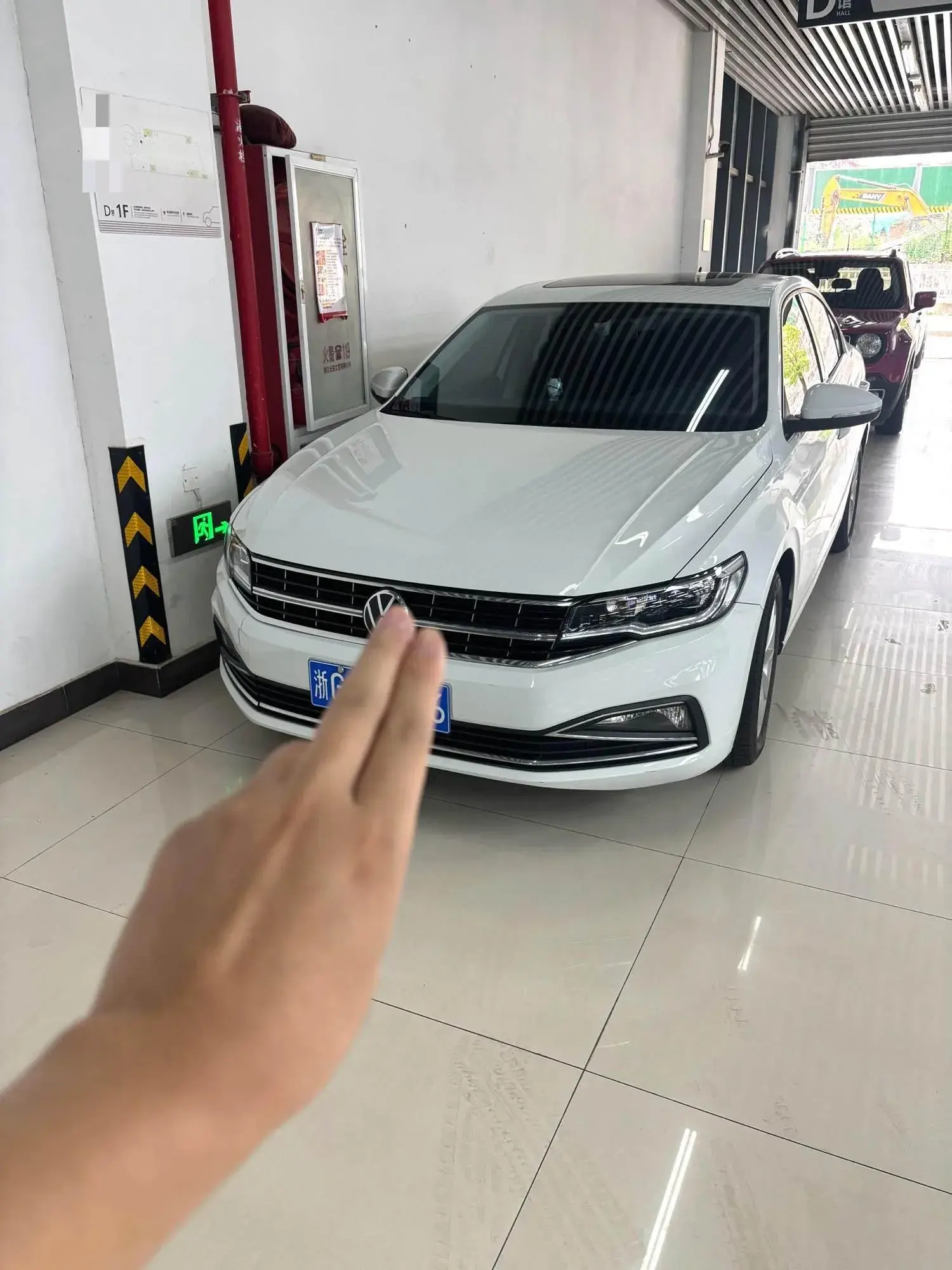 2021 VOLKSWAGEN BORA view 1