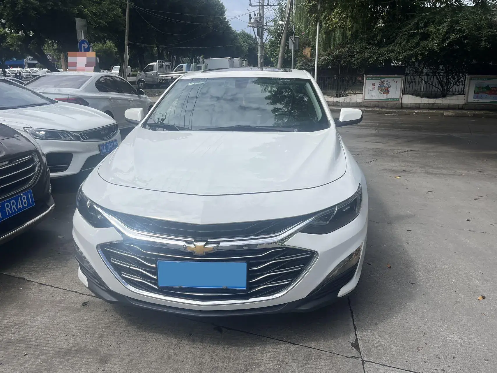 2022 CHEVROLET MALIBU thumbnail 2