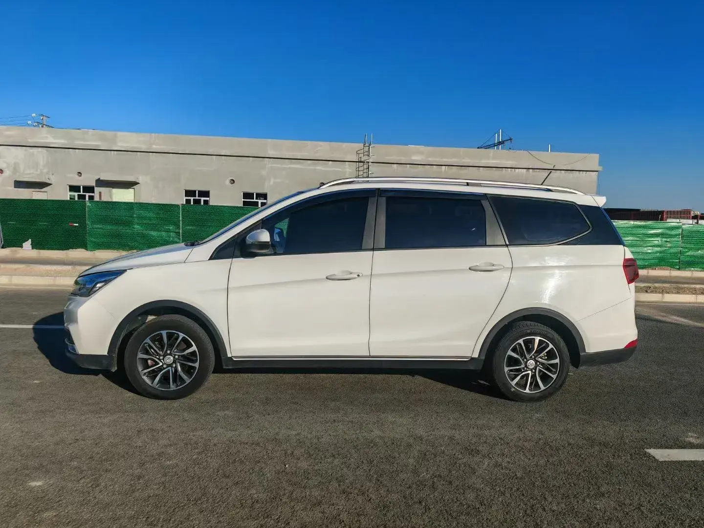 2021 BAOJUN 730 thumbnail 4