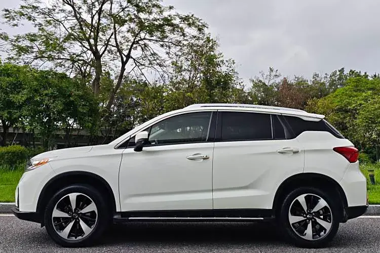 2018 GAC TRUMPCHI thumbnail 3