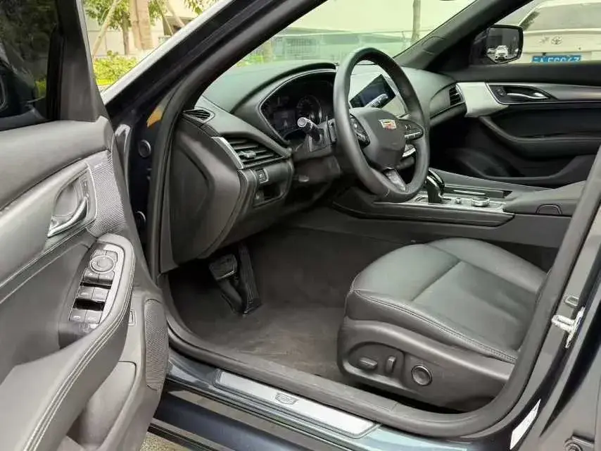 2021 CADILLAC CT5 thumbnail 4