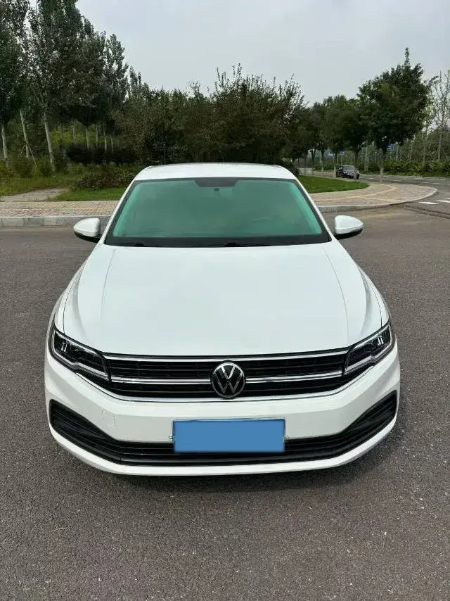 2021 VOLKSWAGEN BORA thumbnail 2
