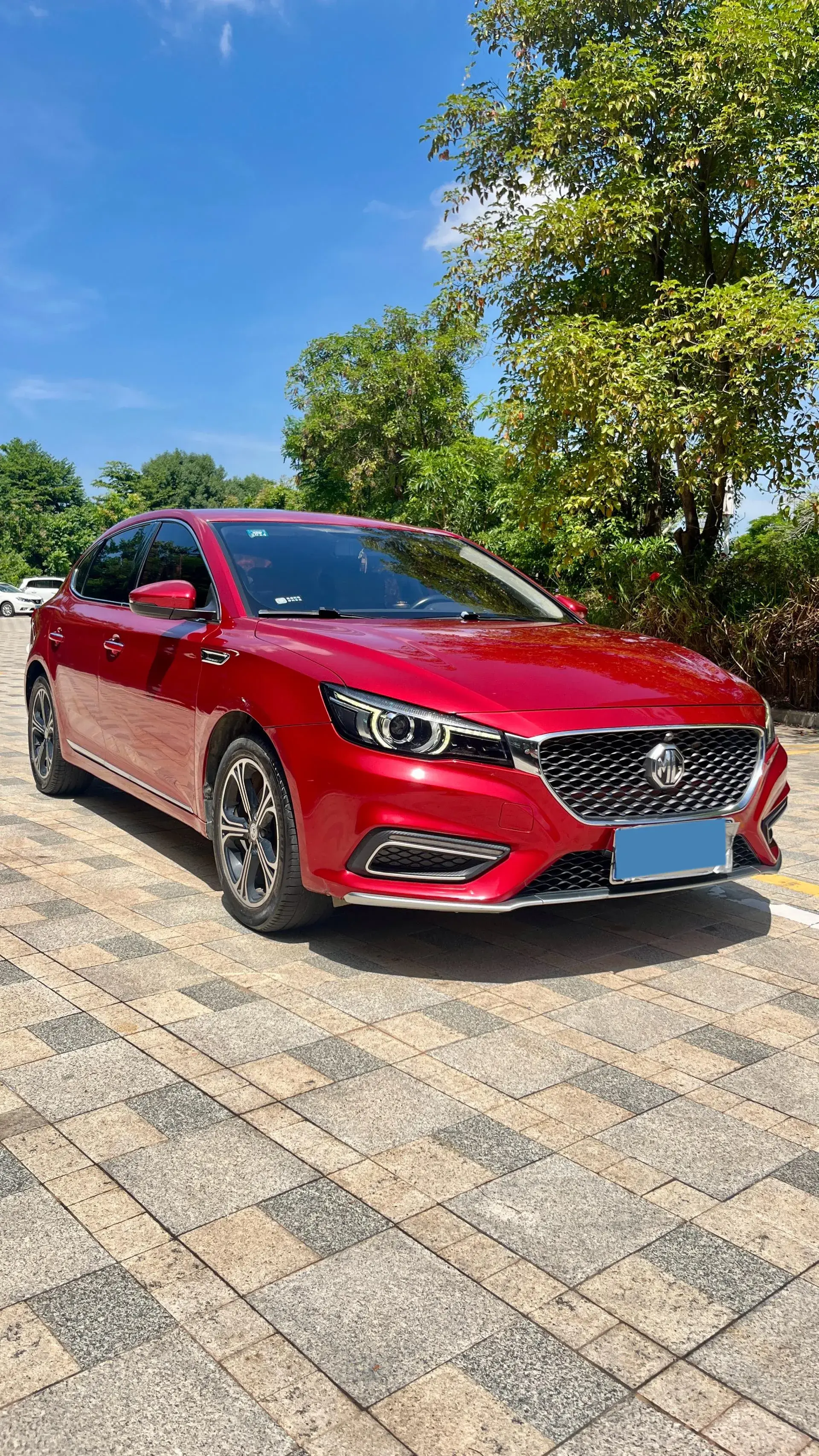 2017 MG MG6 thumbnail 3